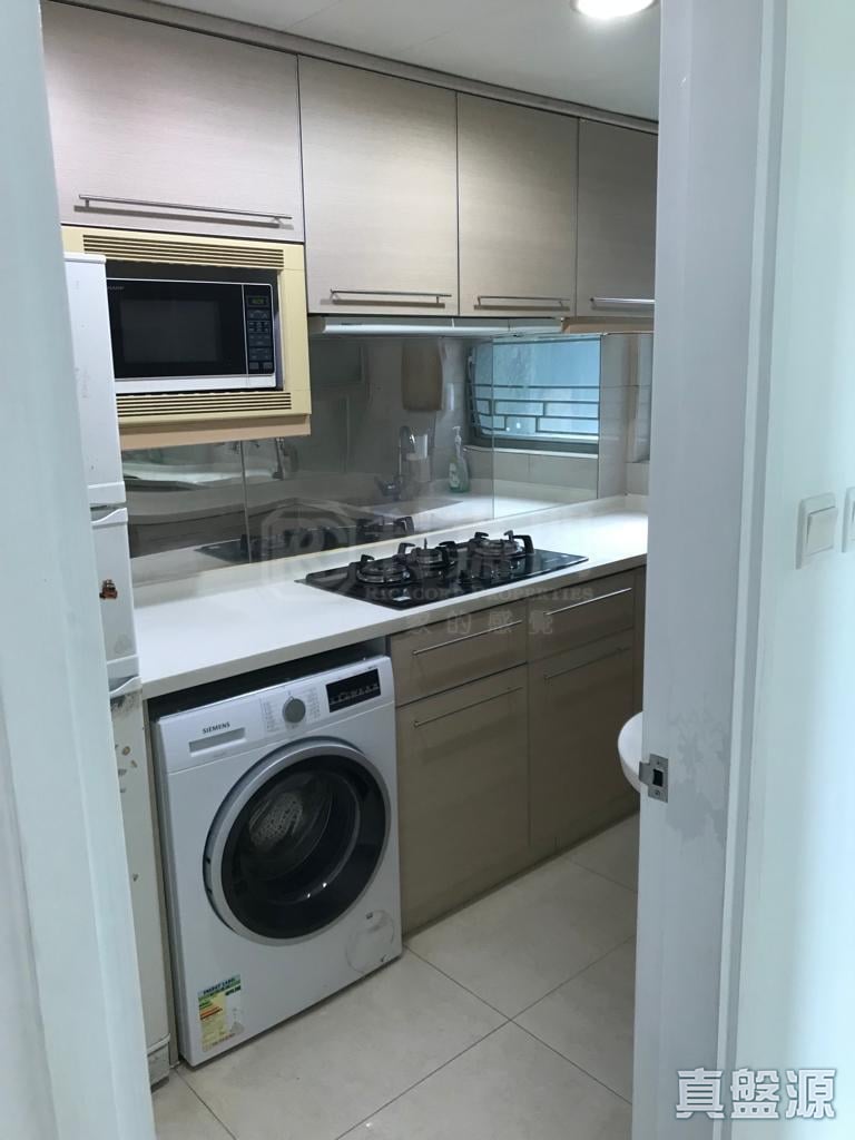 CARIBBEAN COAST PHASE 3 CARMEL COVE - Tower 9 High Floor Zone Flat G Tung Chung