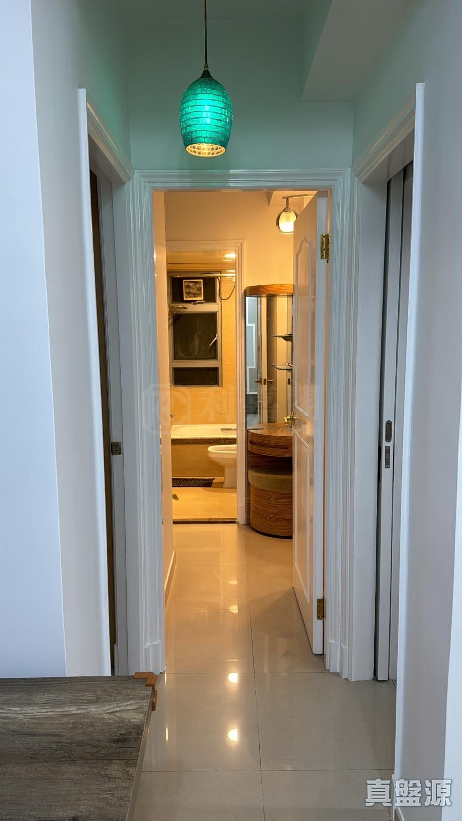 CARIBBEAN COAST PHASE 1 MONTEREY COVE - Tower 1 Very High Floor Zone Flat D Tung Chung