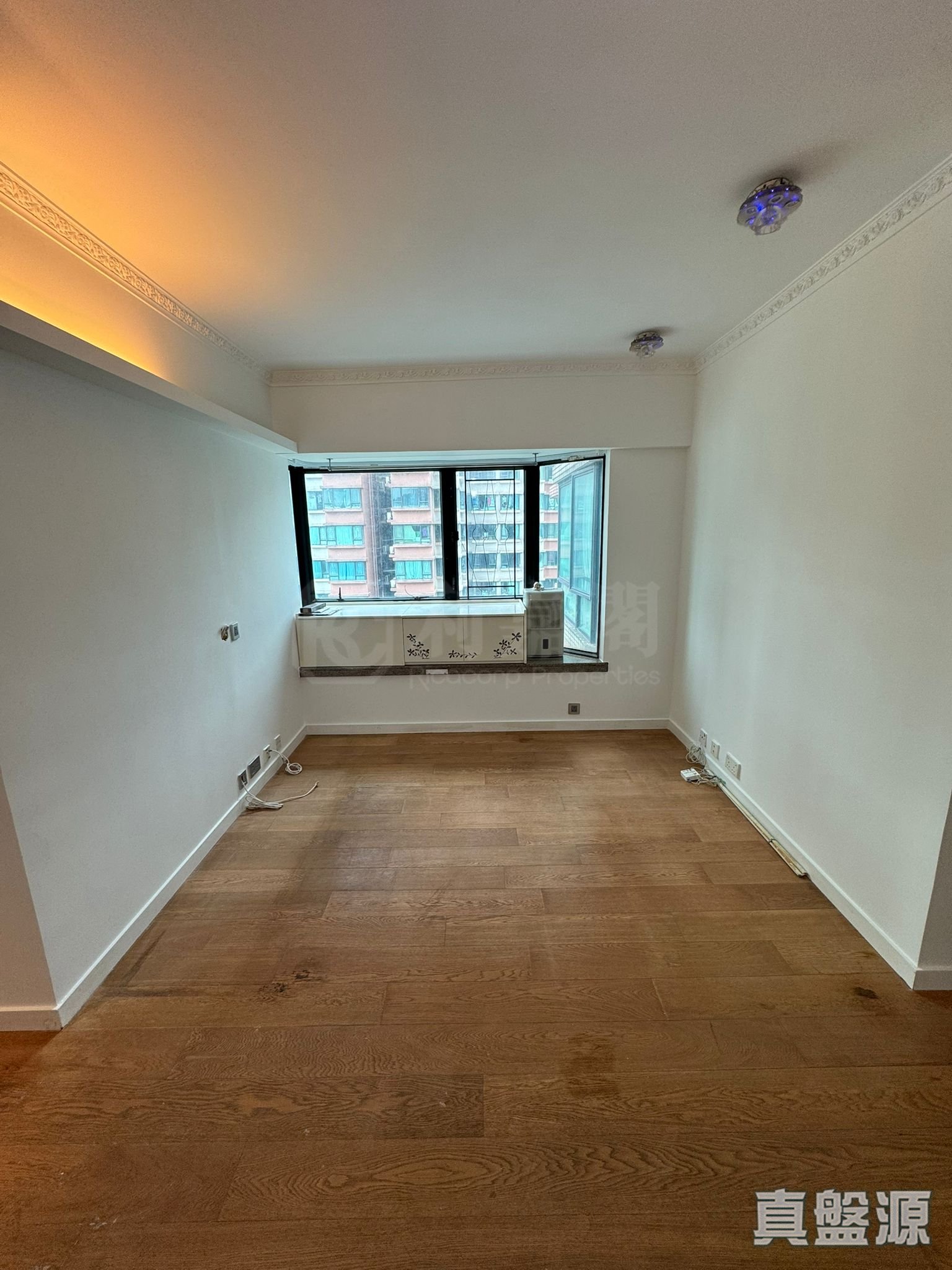 新都城 3期 都会豪庭 4座 高层 A室 将军澳