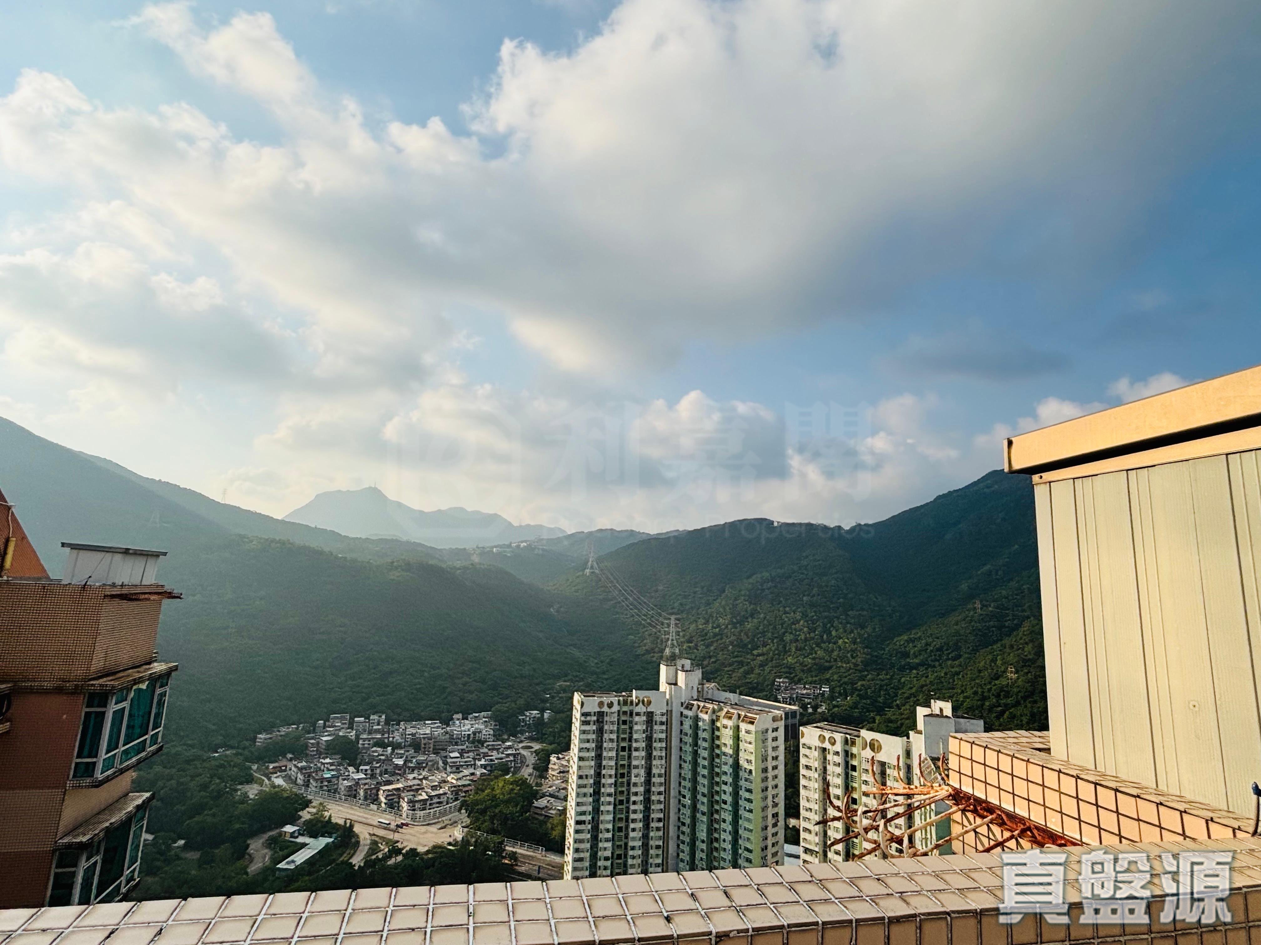 WELL ON GARDEN BLOCK 1 Very High Floor Zone Flat B Tseung Kwan O