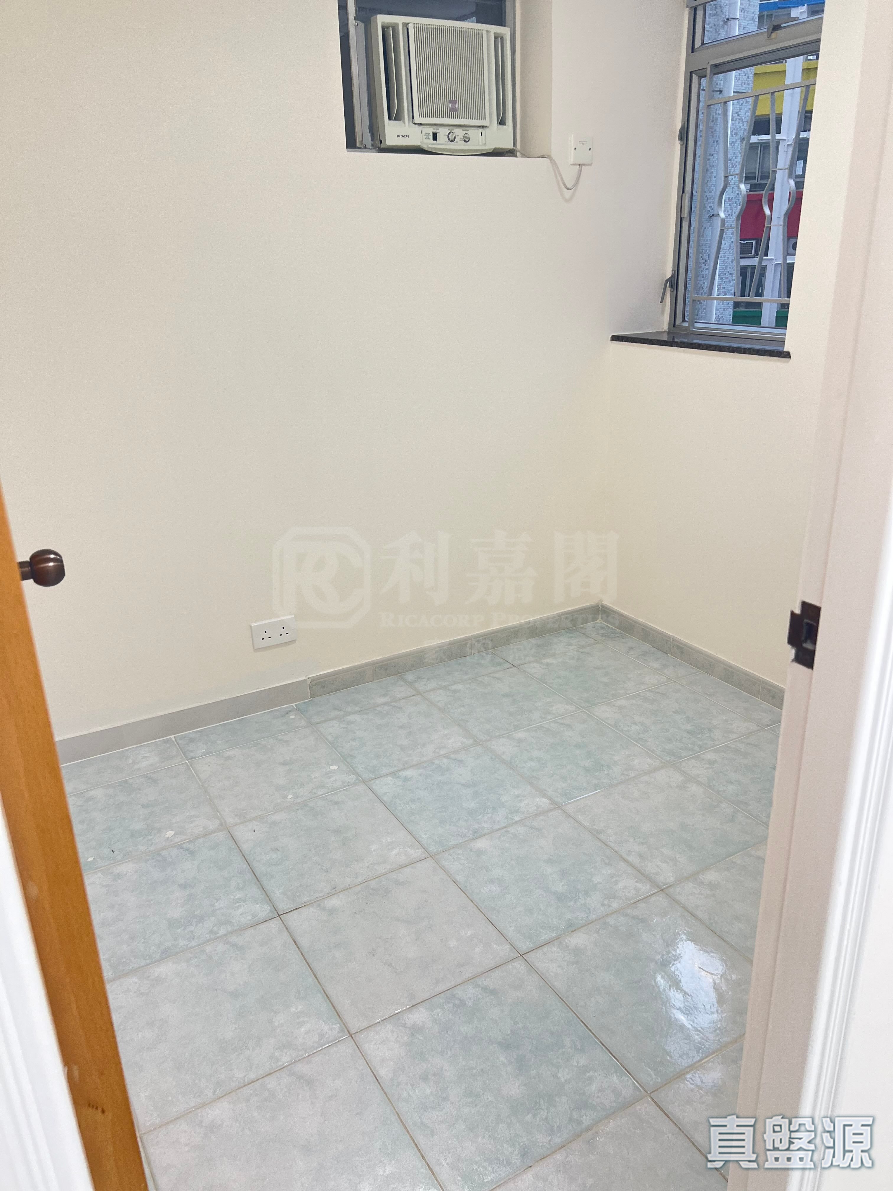 富康花園 3座 低層 F室 將軍澳