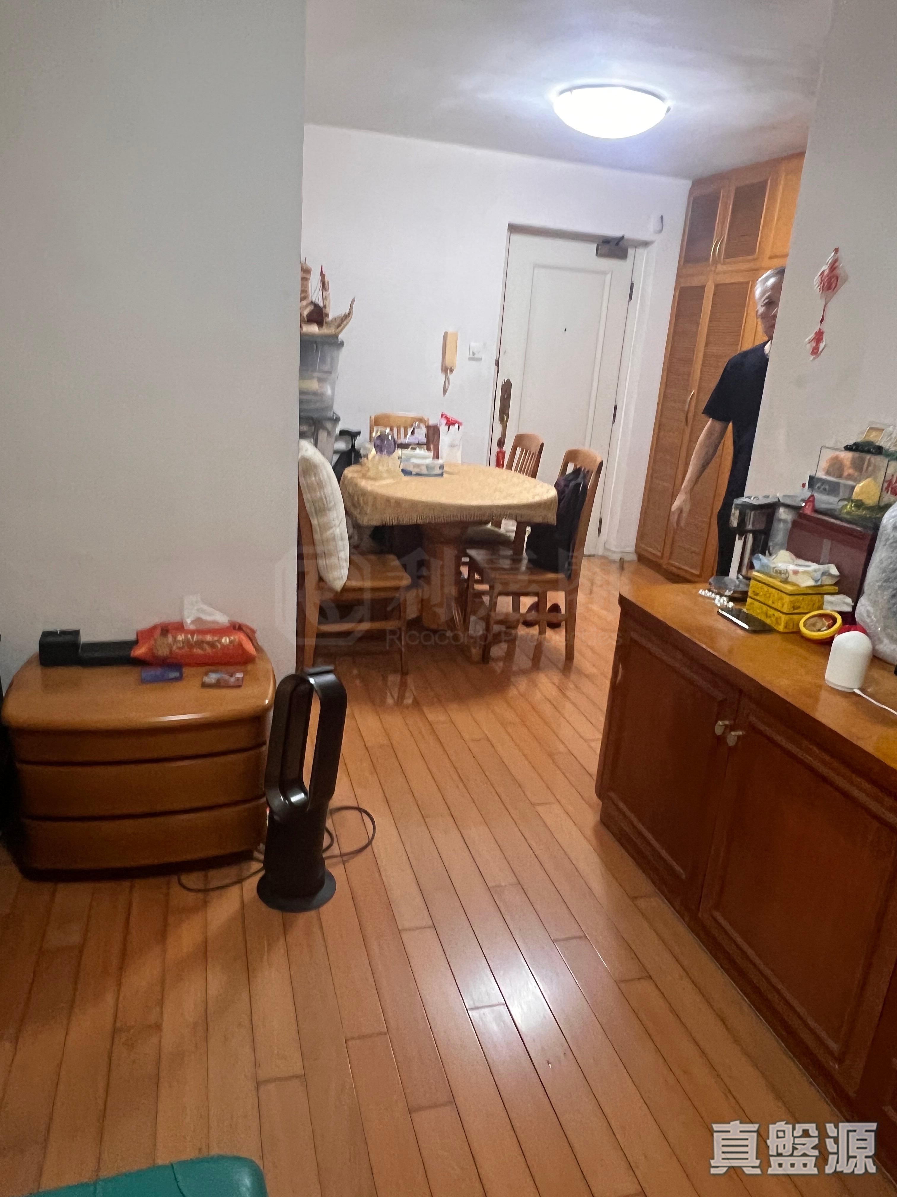 BEVERLY GARDEN BLOCK 4 High Floor Zone Flat B Tseung Kwan O