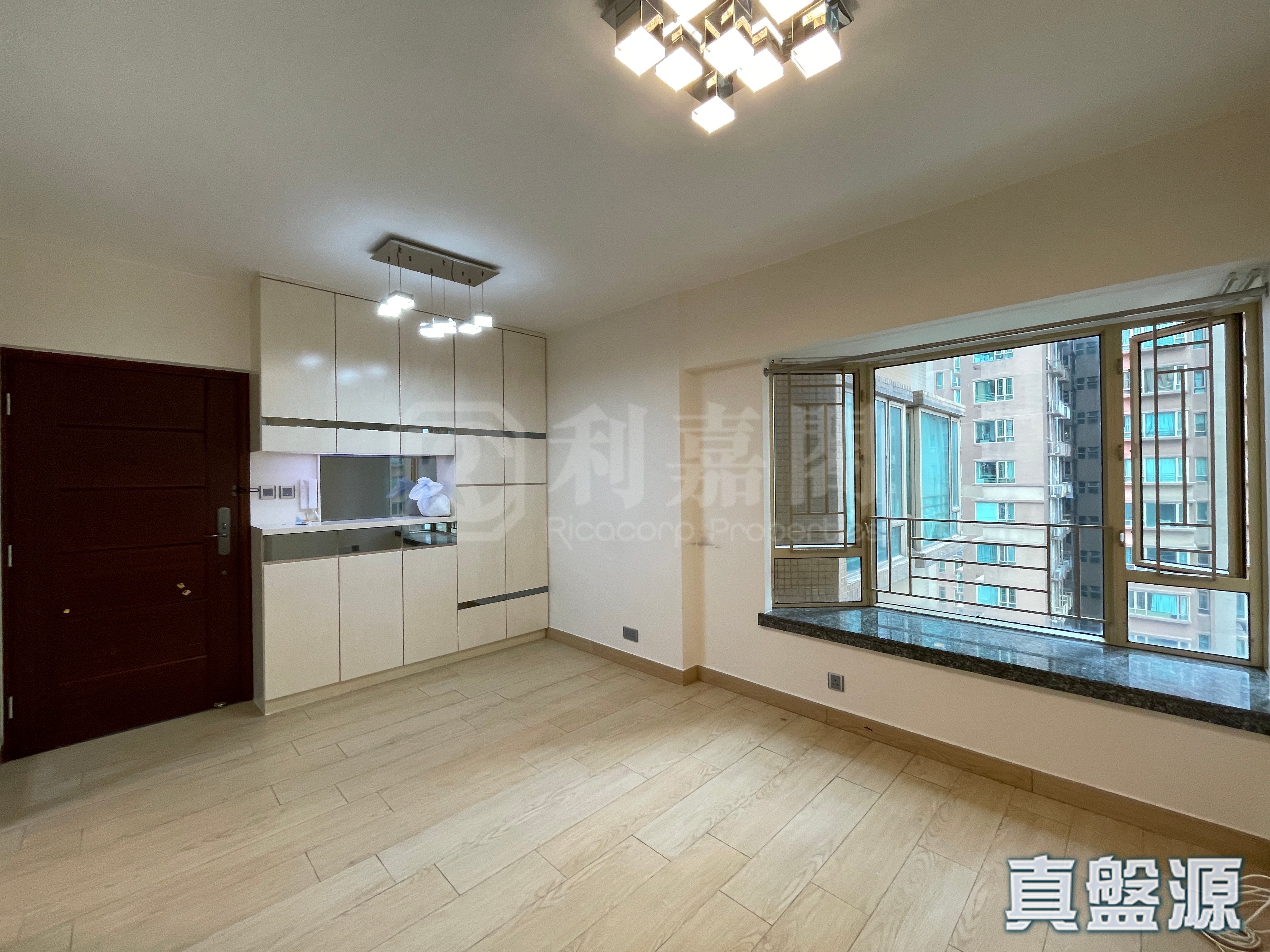 LA CITE NOBLE BLOCK 2 Medium Floor Zone Flat C Tseung Kwan O