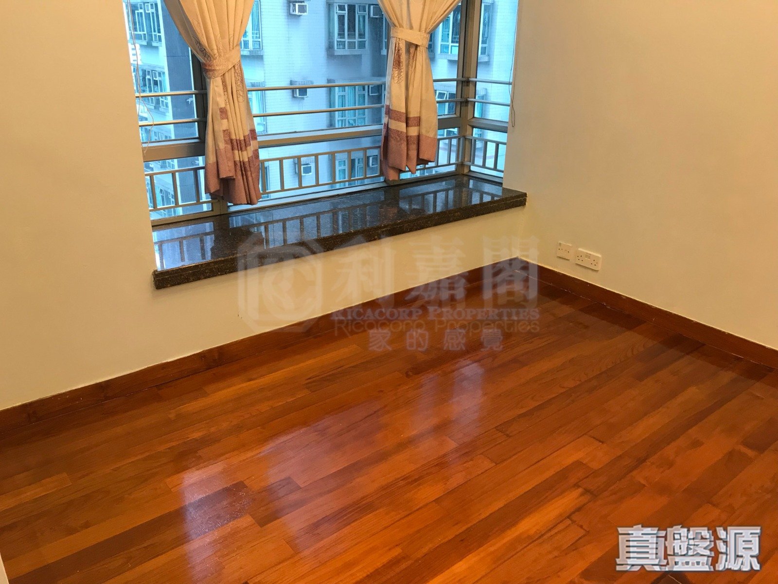 THE METRO CITY METRO CITY PHASE 1 - Tower 3 Low Floor Zone Flat A Tseung Kwan O