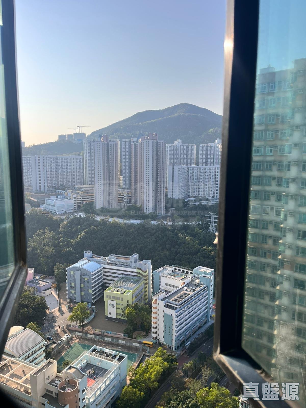 FINERY PARK BLOCK 2 Very High Floor Zone Flat E Tseung Kwan O