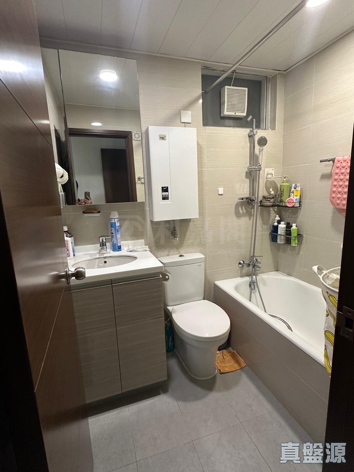 太古城 高山台 东山阁 (6座) 中层 D室 康怡/鰂鱼涌/太古城