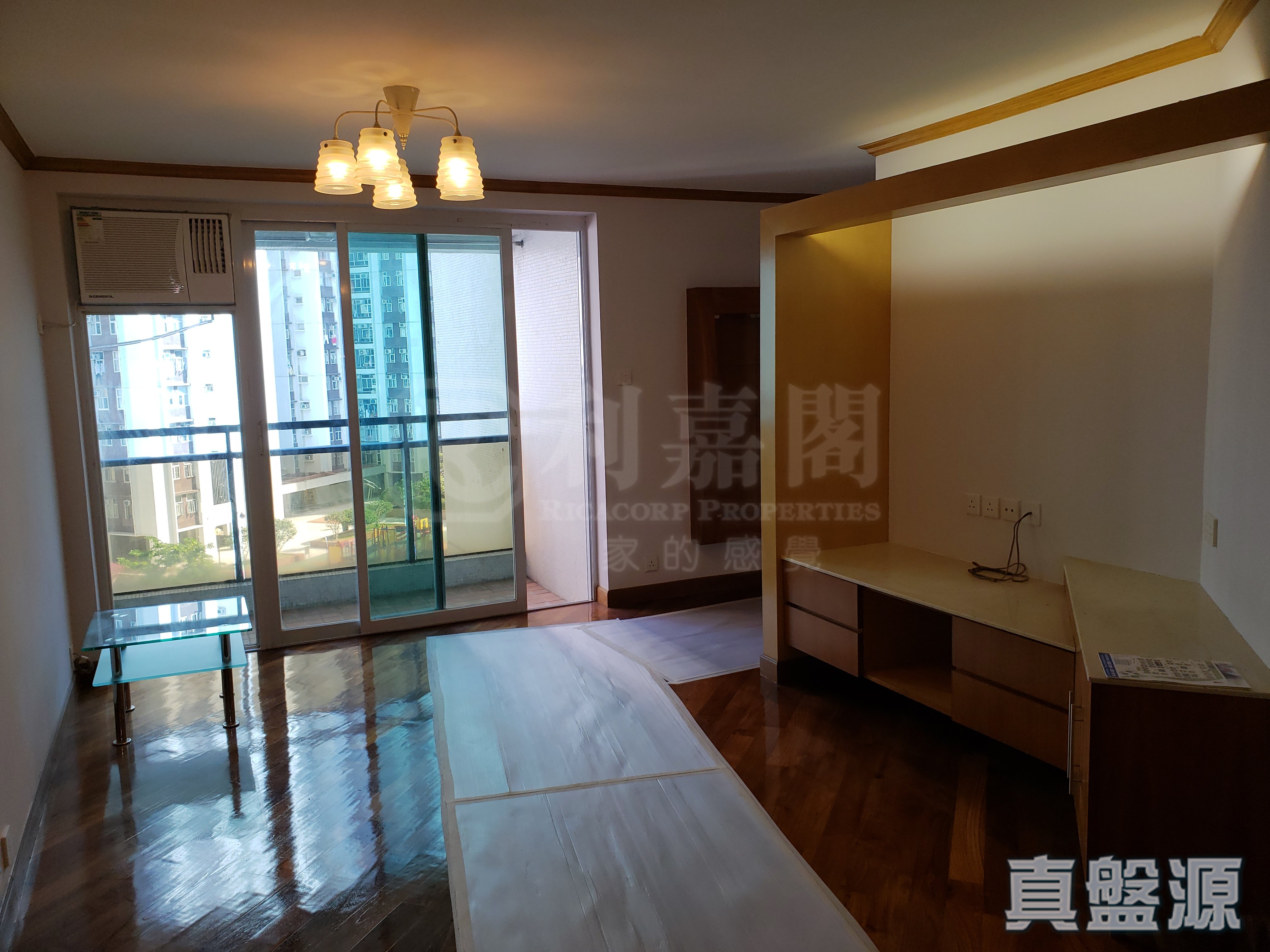 太古城 海景花园(东) 海棠阁 (40座) 中层 D室 康怡/鰂鱼涌/太古城