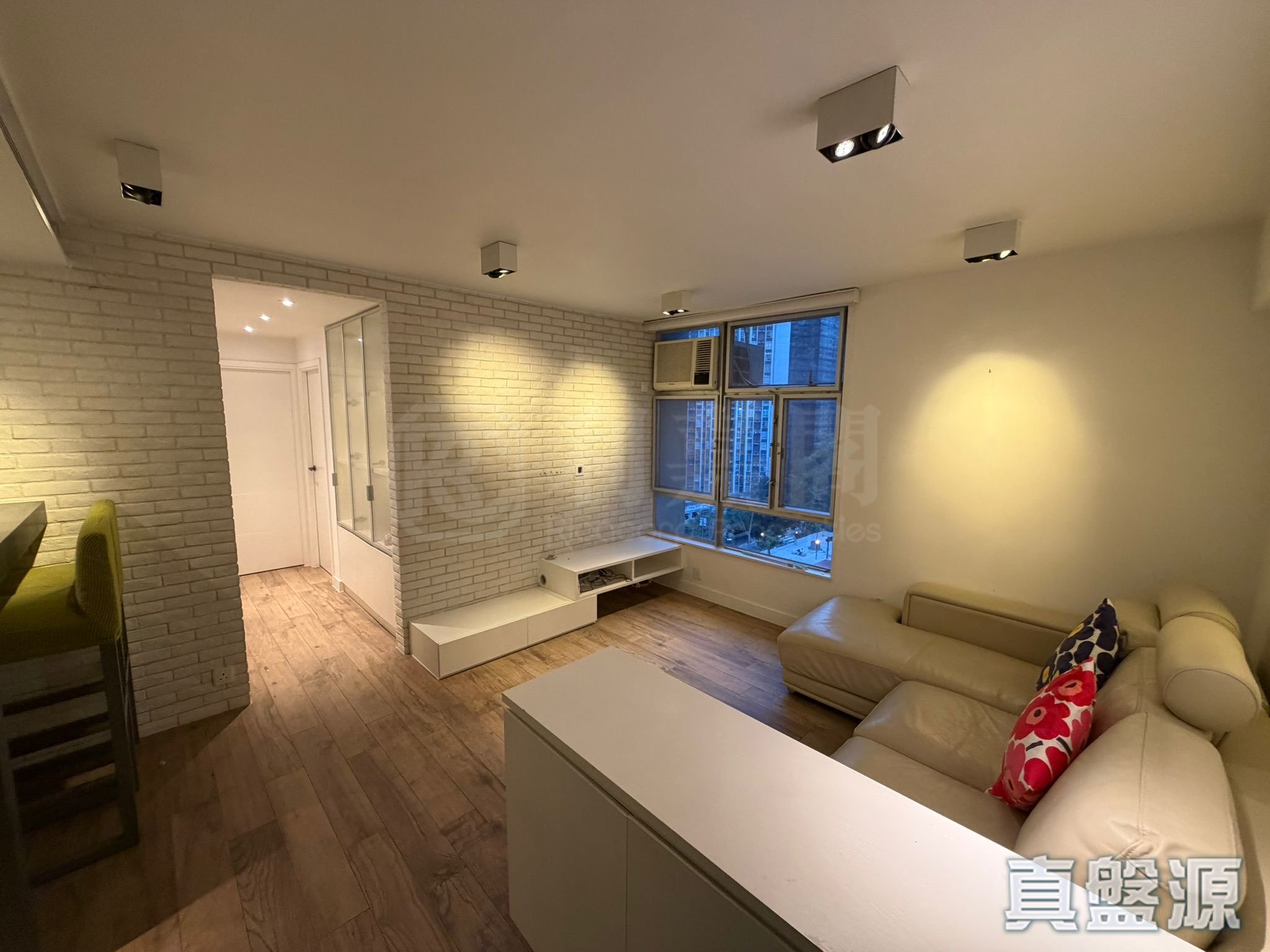 太古城 金殿台 齊宮閣 (25座) 中層 A室 康怡/鰂魚涌/太古城