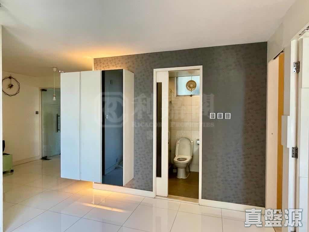 TAIKOO SHING ON SHING TERRACE - (t-32)  Ko On Mansion Very High Floor Zone Flat G Quarry Bay/Kornhill/Taikoo Shing