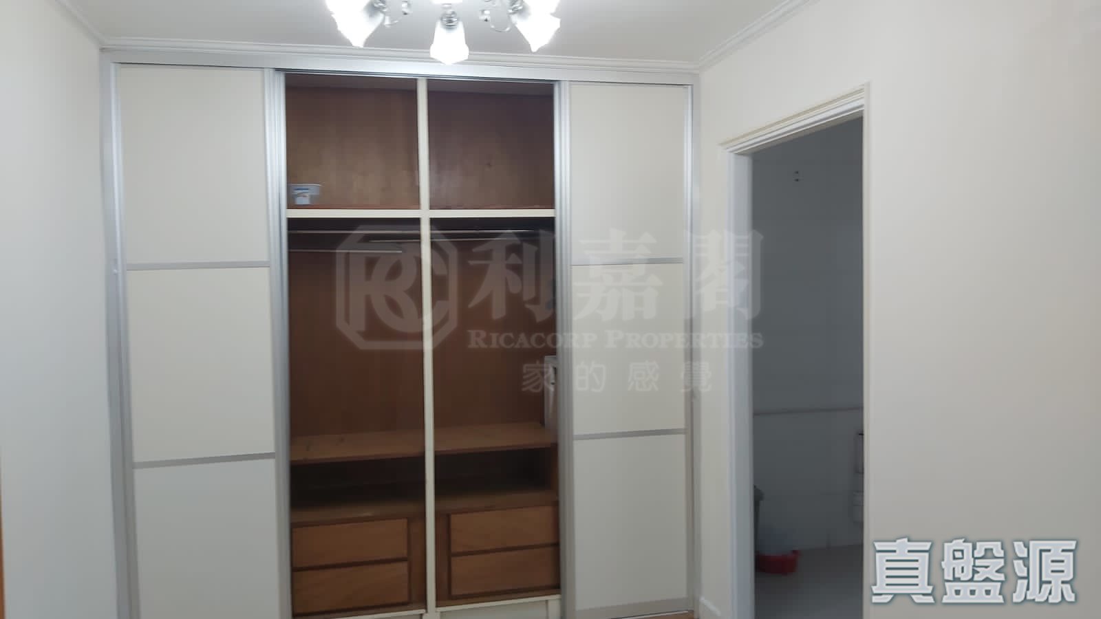 TAIKOO SHING HORIZON GARDENS - (t-60)  Kwun Tien Mansion Medium Floor Zone Flat C Quarry Bay/Kornhill/Taikoo Shing