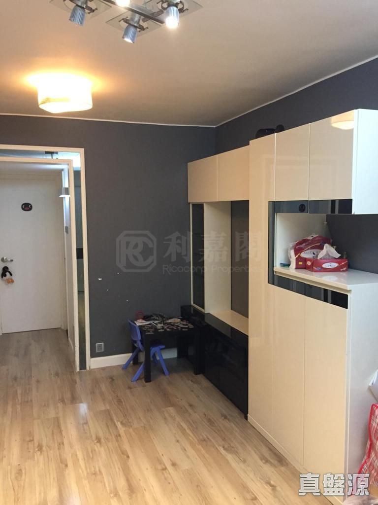 景峰花园 2座 屯门