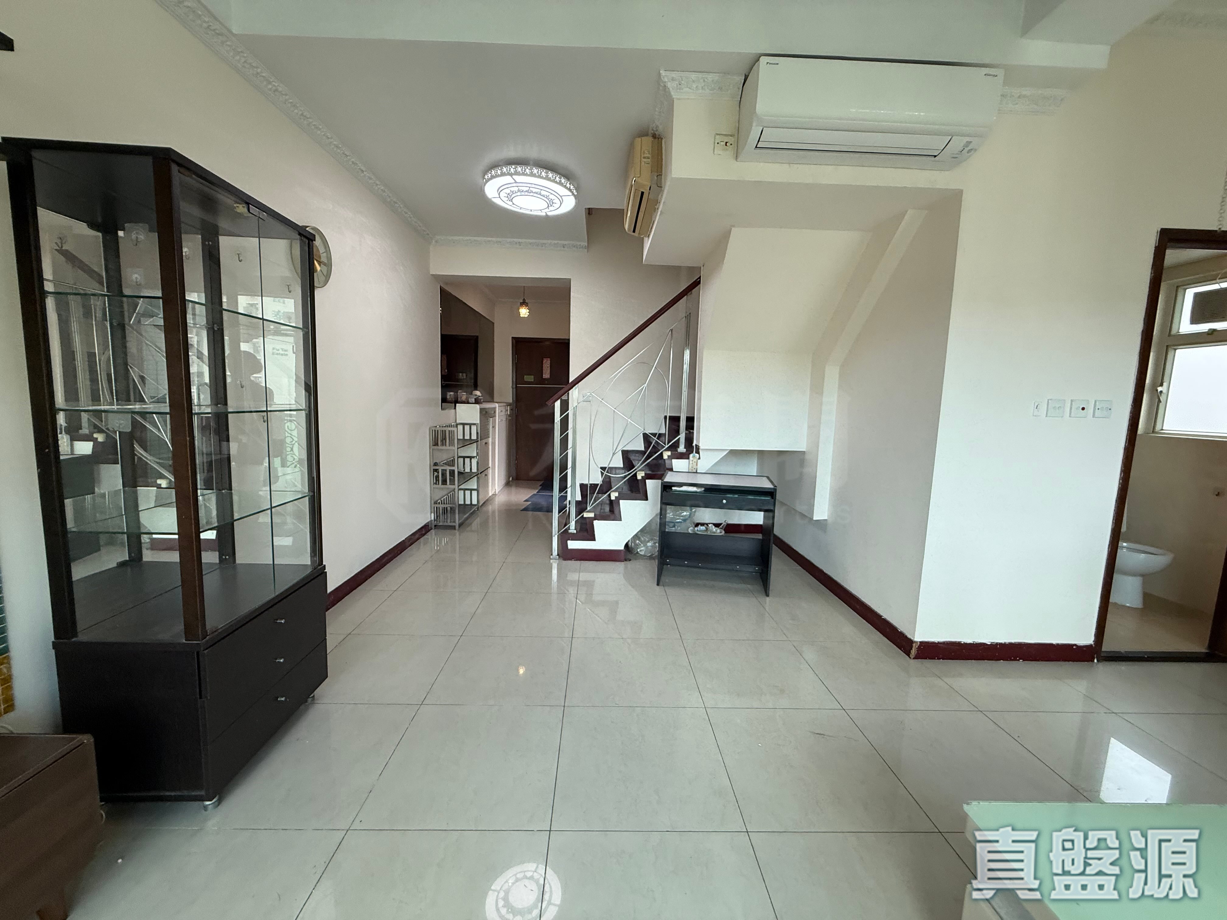 SOUTH HILL CREST Very High Floor Zone Flat K Tuen Mun
