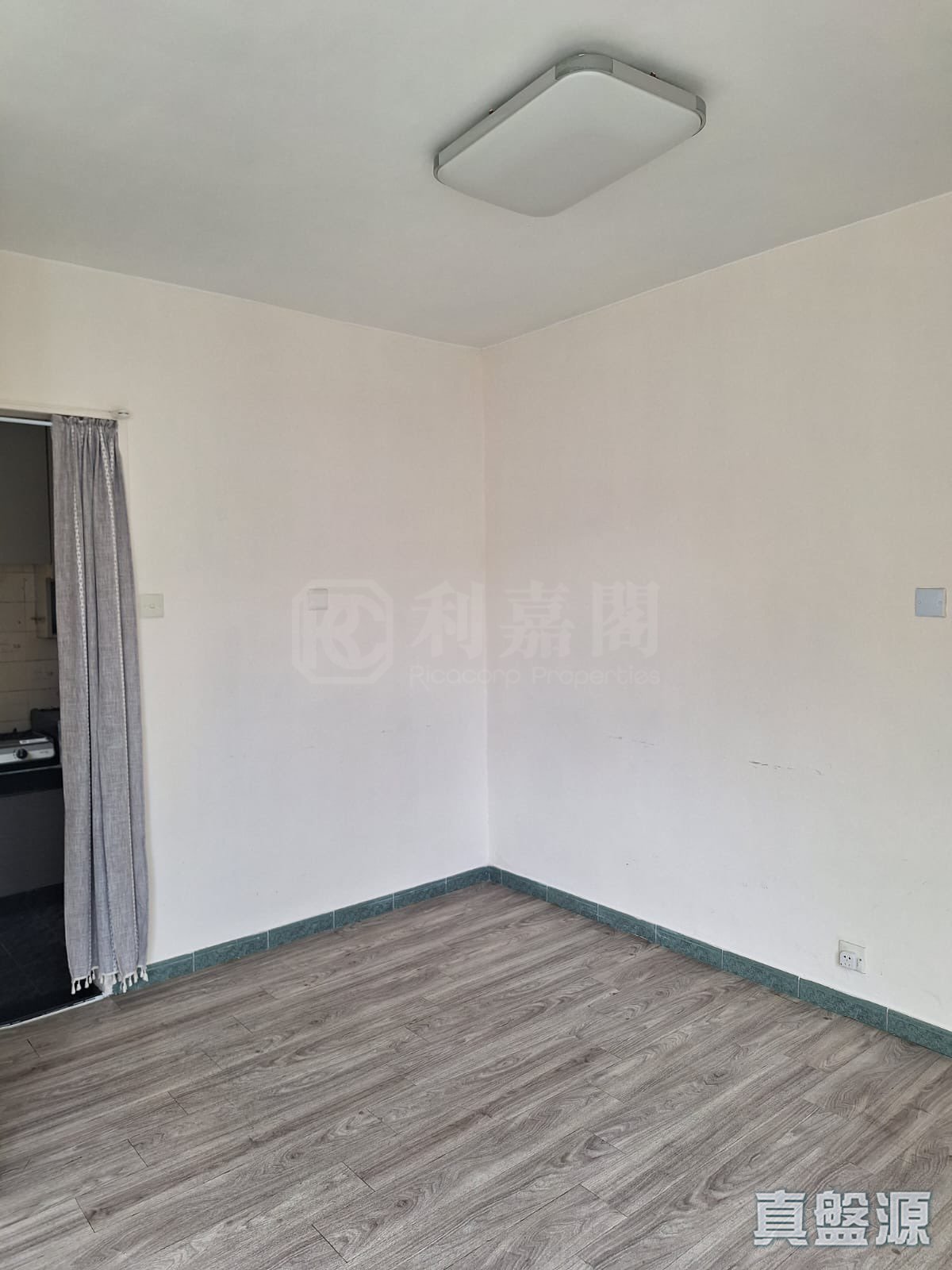 TUEN MUN TOWN PLAZA PHASE 1 - Block 4 High Floor Zone Flat K Tuen Mun