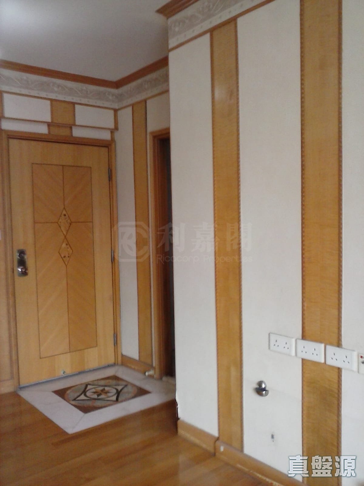 屯門市廣場 3期 8座 高層 D室 屯門