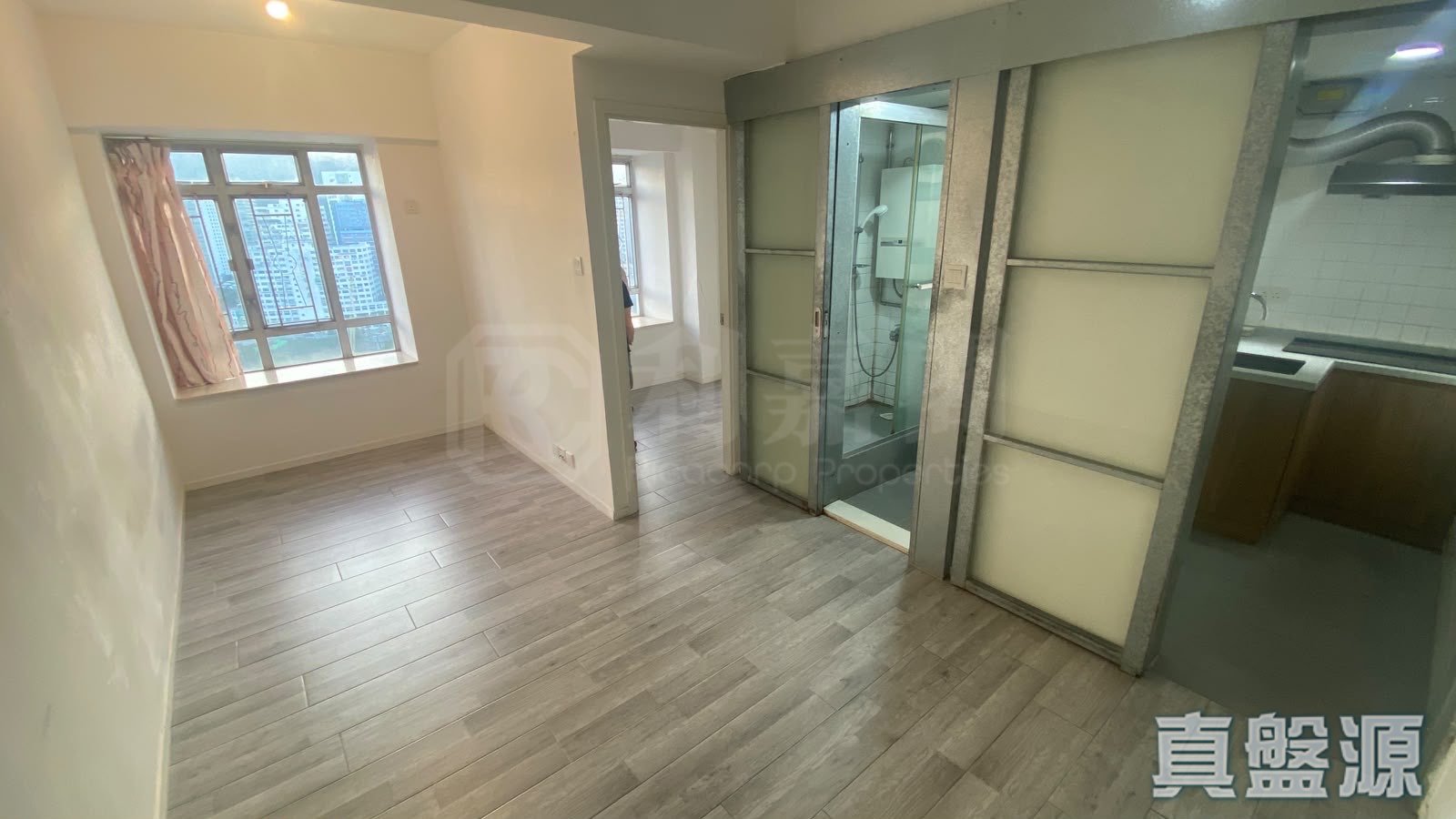 THE TREND PLAZA BLOCK E High Floor Zone Flat 5 Tuen Mun