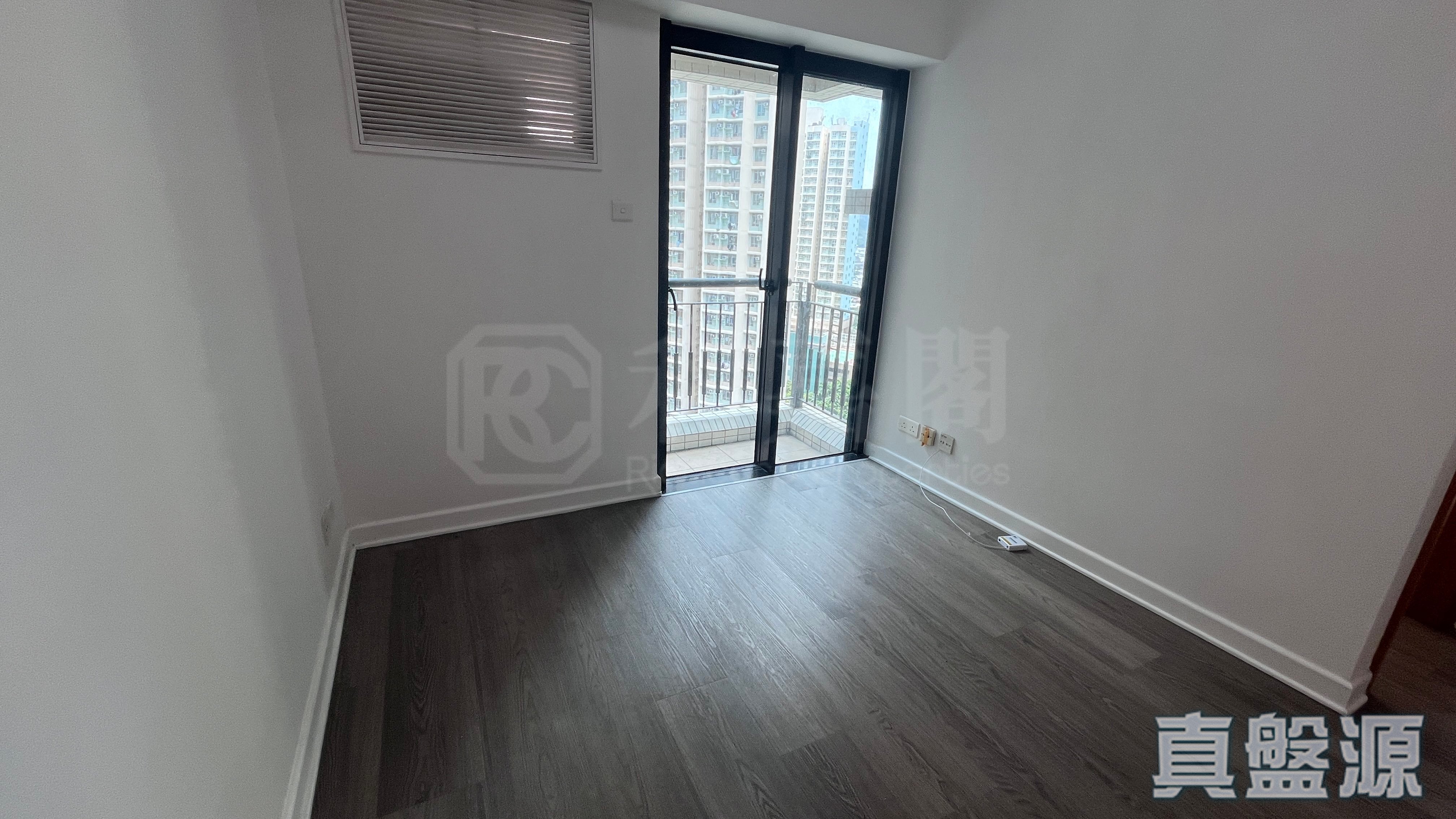 BENEVILLE BLOCK 5 High Floor Zone Flat F Tuen Mun