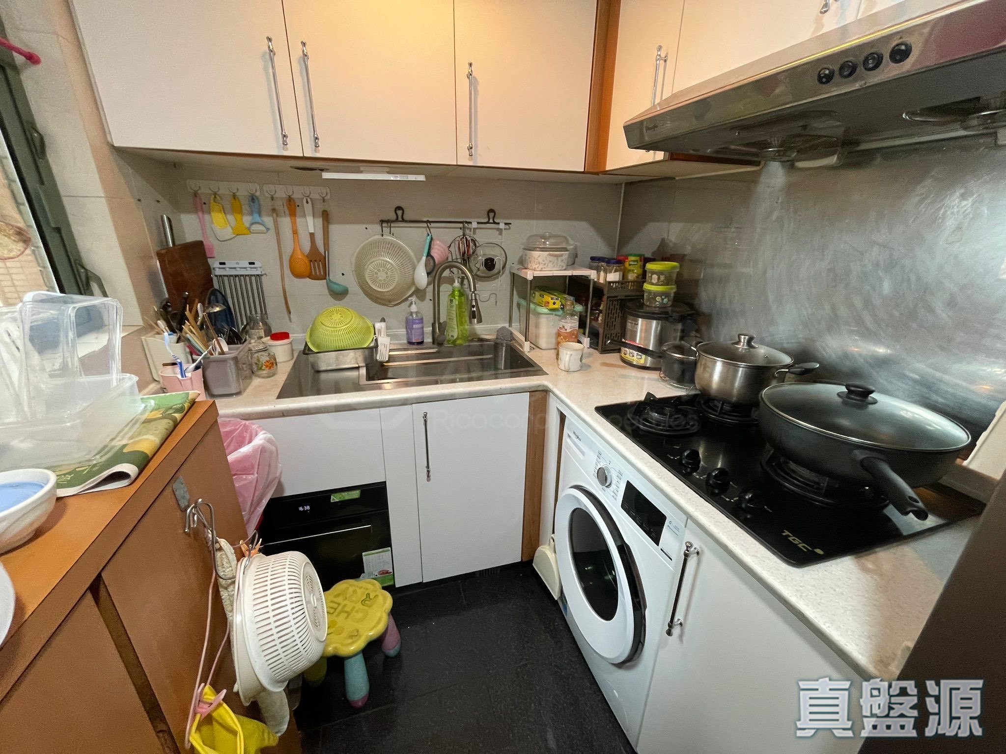 海典轩 2座 高层 D室 屯门