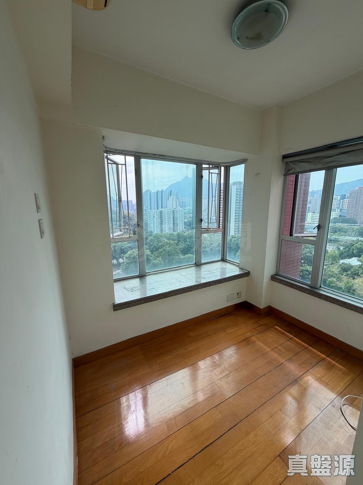 PARKLAND VILLAS BLOCK 3 High Floor Zone Flat A Tuen Mun