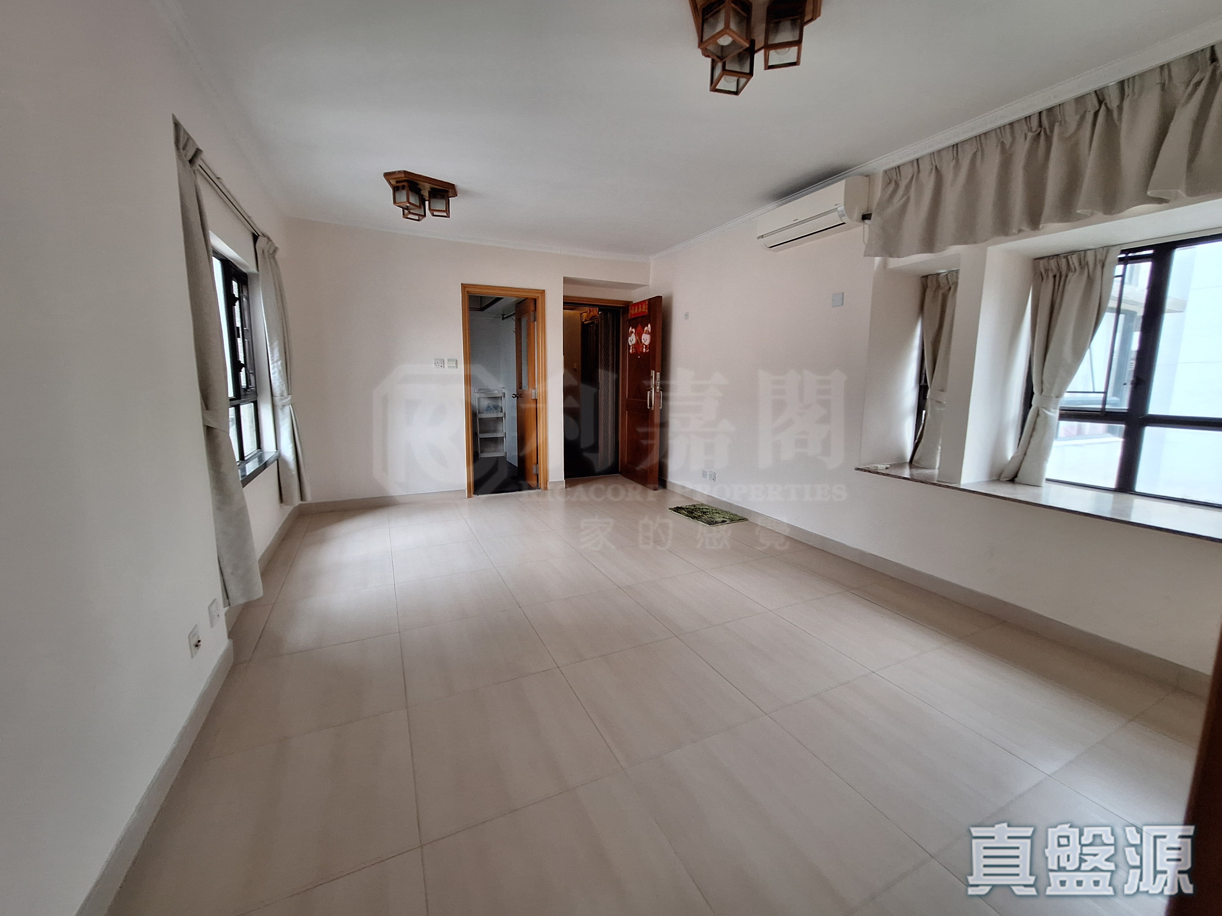 大興花園 2期 4座 極高層 F室 屯門