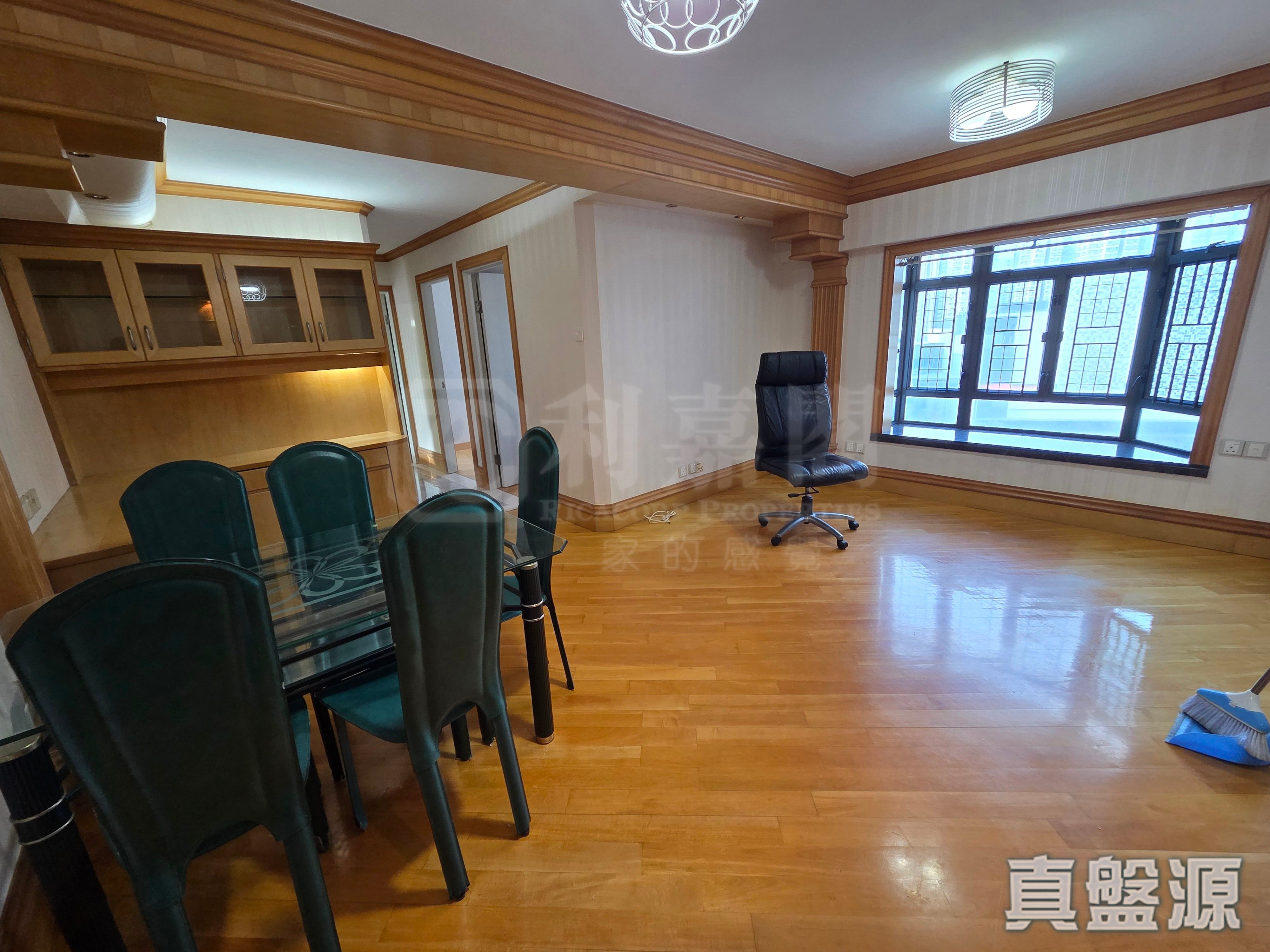 丽湖阁 高层 B室 大埔