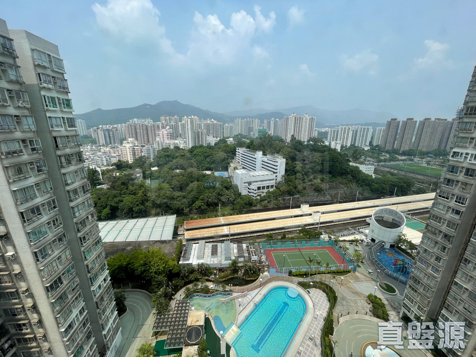 UPTOWN PLAZA BLOCK 2 High Floor Zone Flat G Tai Po
