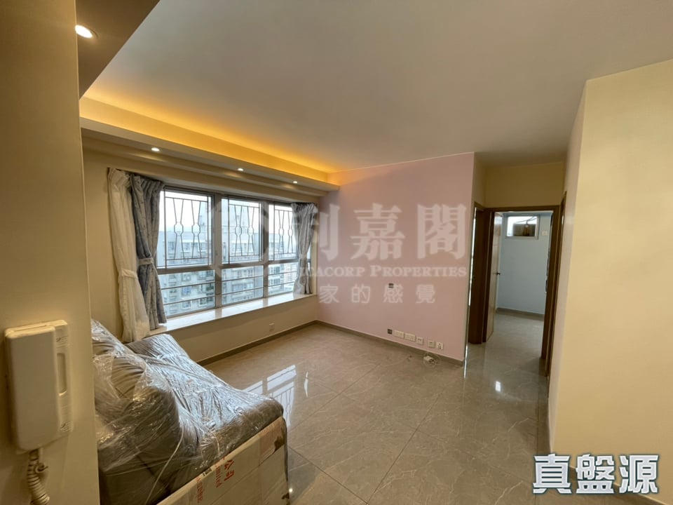 UPTOWN PLAZA BLOCK 3 Tai Po