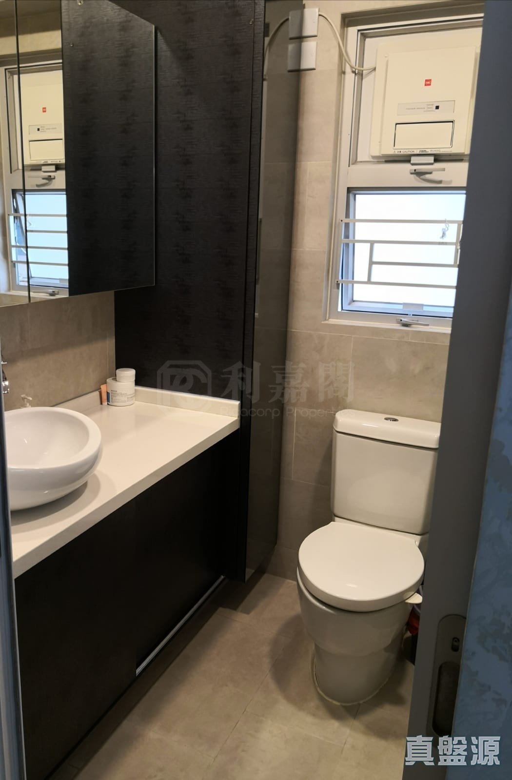 UPTOWN PLAZA BLOCK 5 Low Floor Zone Flat B Tai Po