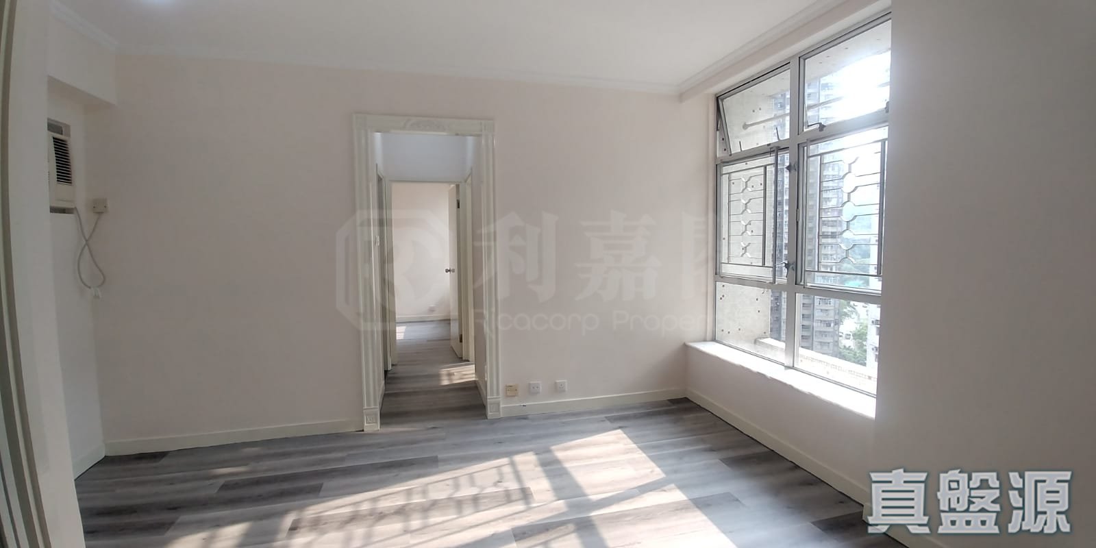 UPTOWN PLAZA BLOCK 6 High Floor Zone Flat A Tai Po