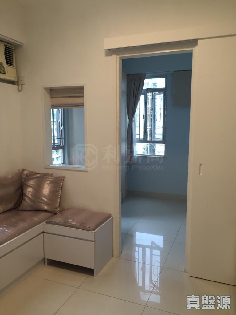 BEAUTIFUL GARDEN BLOCK A Very High Floor Zone Flat 3 Tai Po