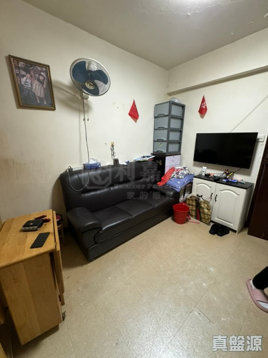 FOOK ON BUILDING BLOCK 2 (BLOCK B) Medium Floor Zone Flat 2 Tai Po