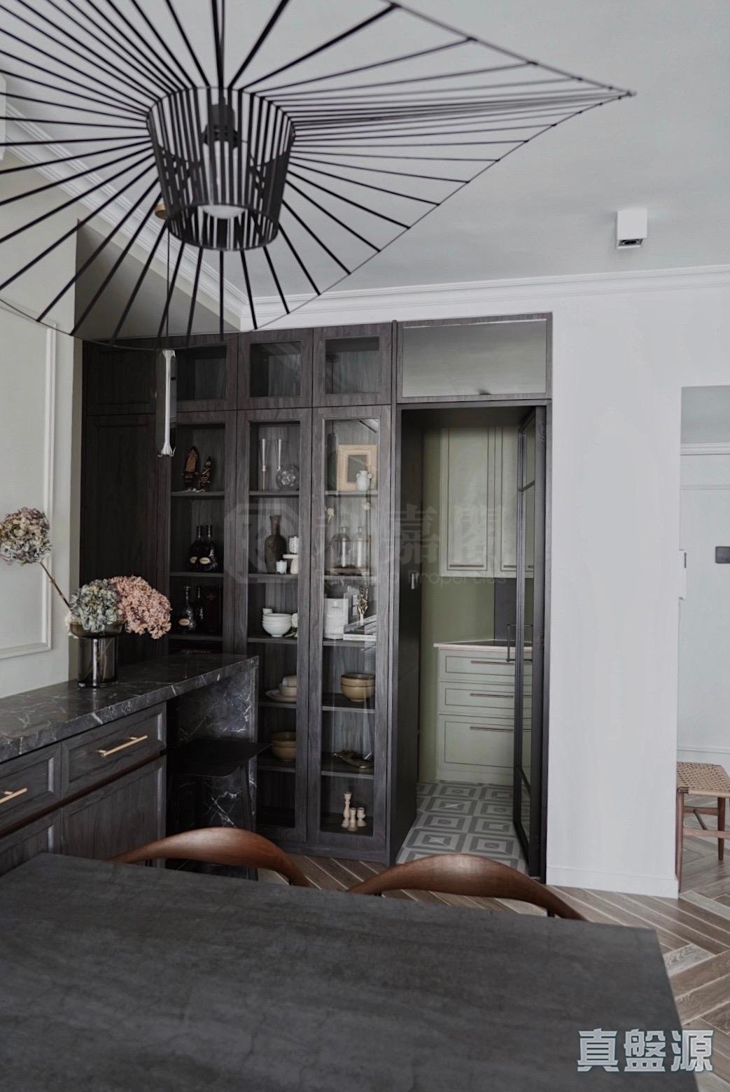 SORRENTO PHASE 1 - Block 3 Very High Floor Zone Flat D Kowloon Station/Tsim Sha Tsui/Jordan