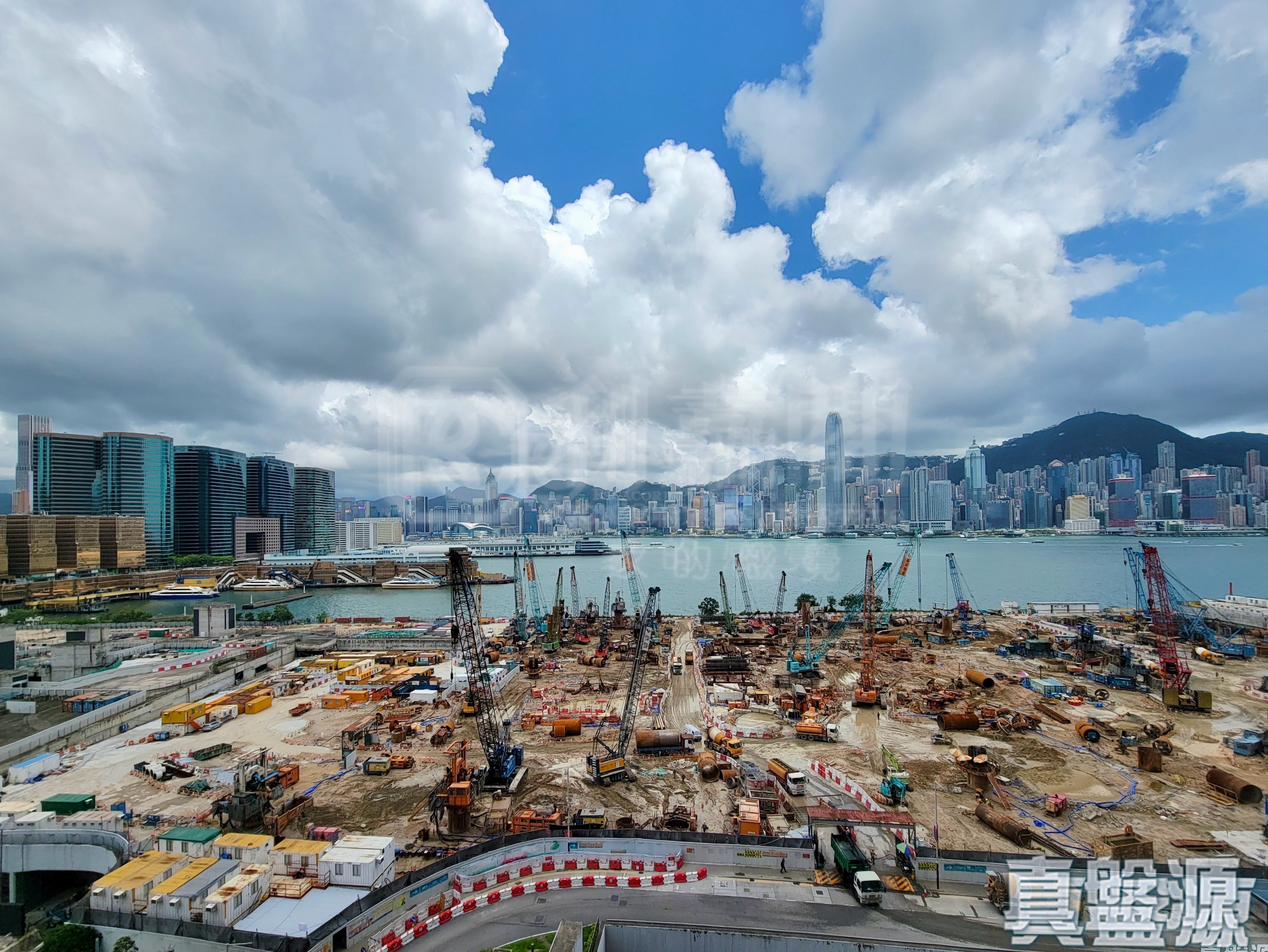 THE ARCH SUN TOWER (BLOCK 1A) Low Floor Zone Flat A Kowloon Station/Tsim Sha Tsui/Jordan