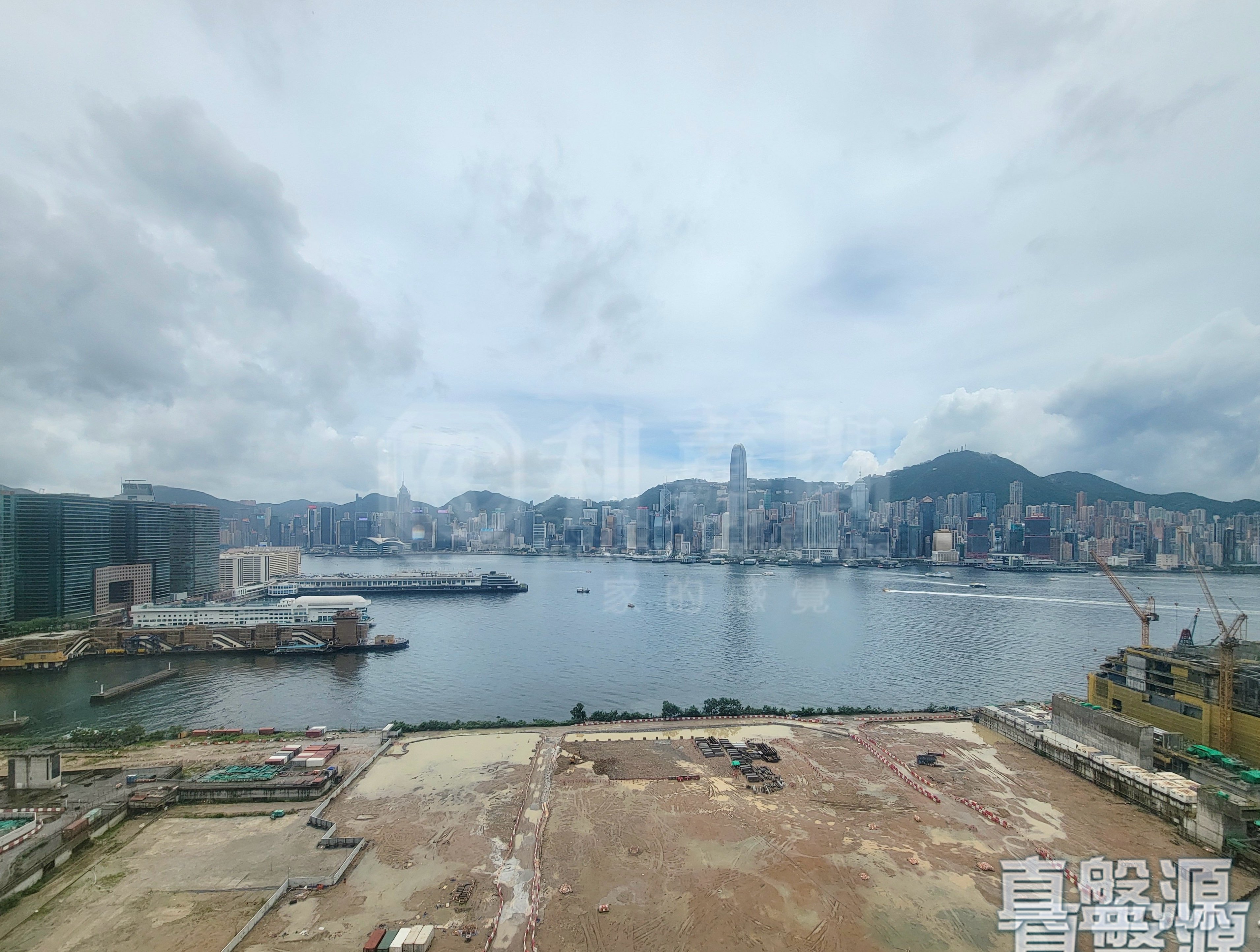 凱旋門 摩天閣 (1座) 中層 B室 九龍站/尖沙咀/佐敦