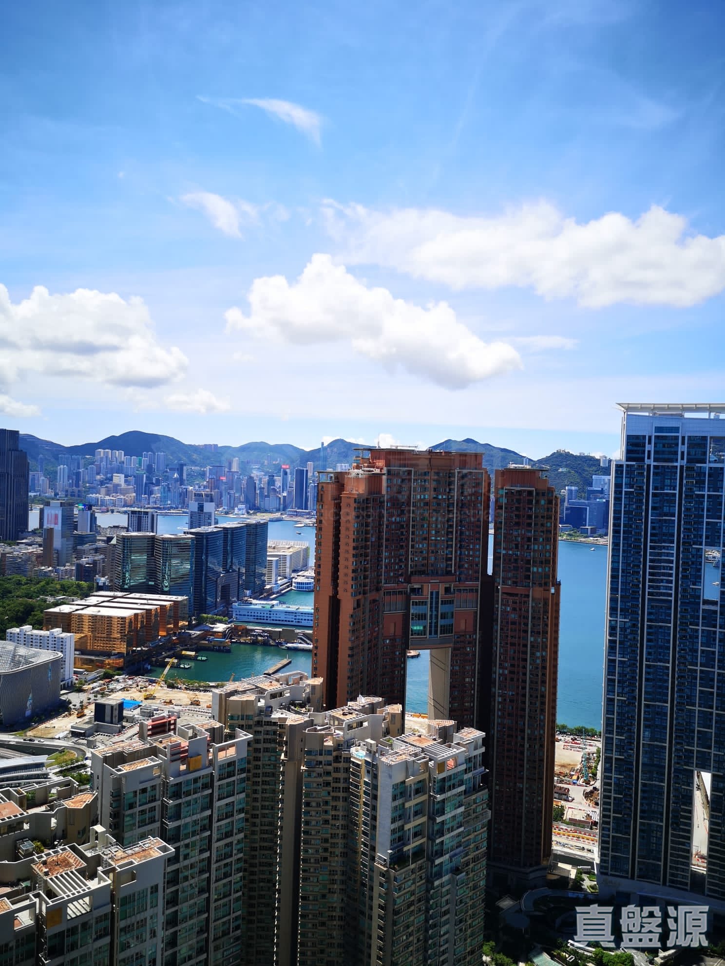 SORRENTO PHASE 2 - Block 2 Very High Floor Zone Flat B Kowloon Station/Tsim Sha Tsui/Jordan
