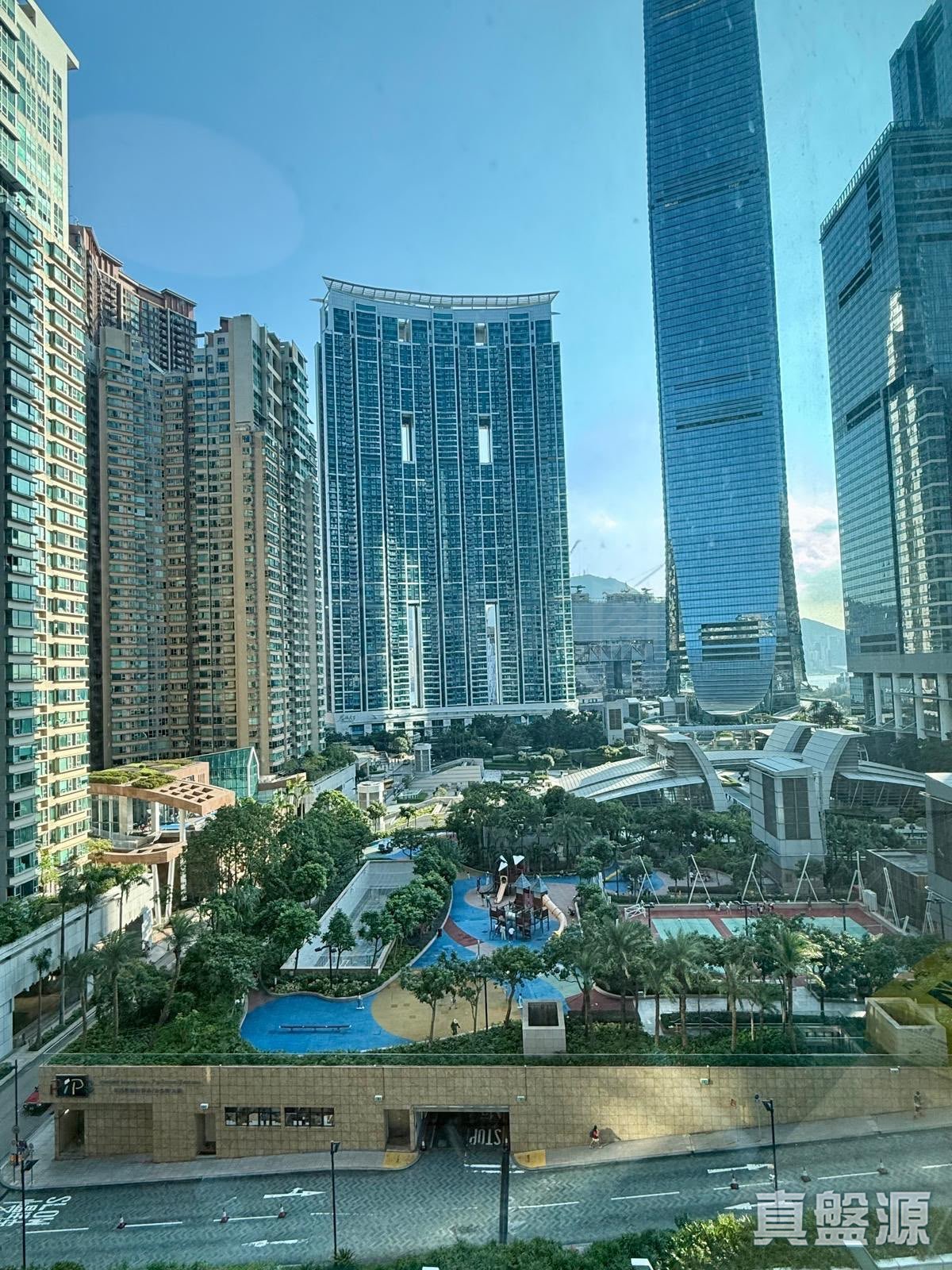 SORRENTO PHASE 1 - Block 3 Low Floor Zone Flat A Kowloon Station/Tsim Sha Tsui/Jordan