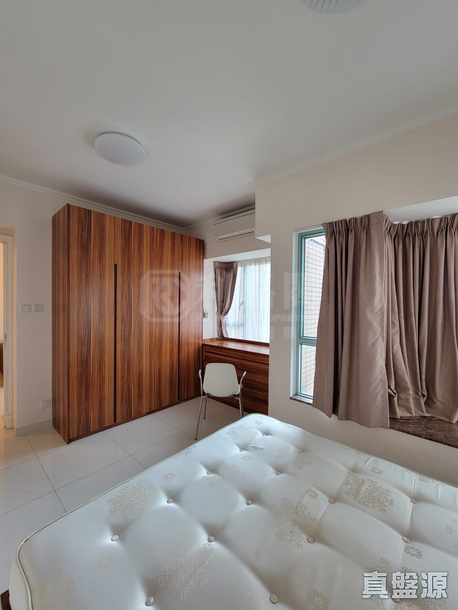 港景峯 2座 低層 D室 九龍站/尖沙咀/佐敦