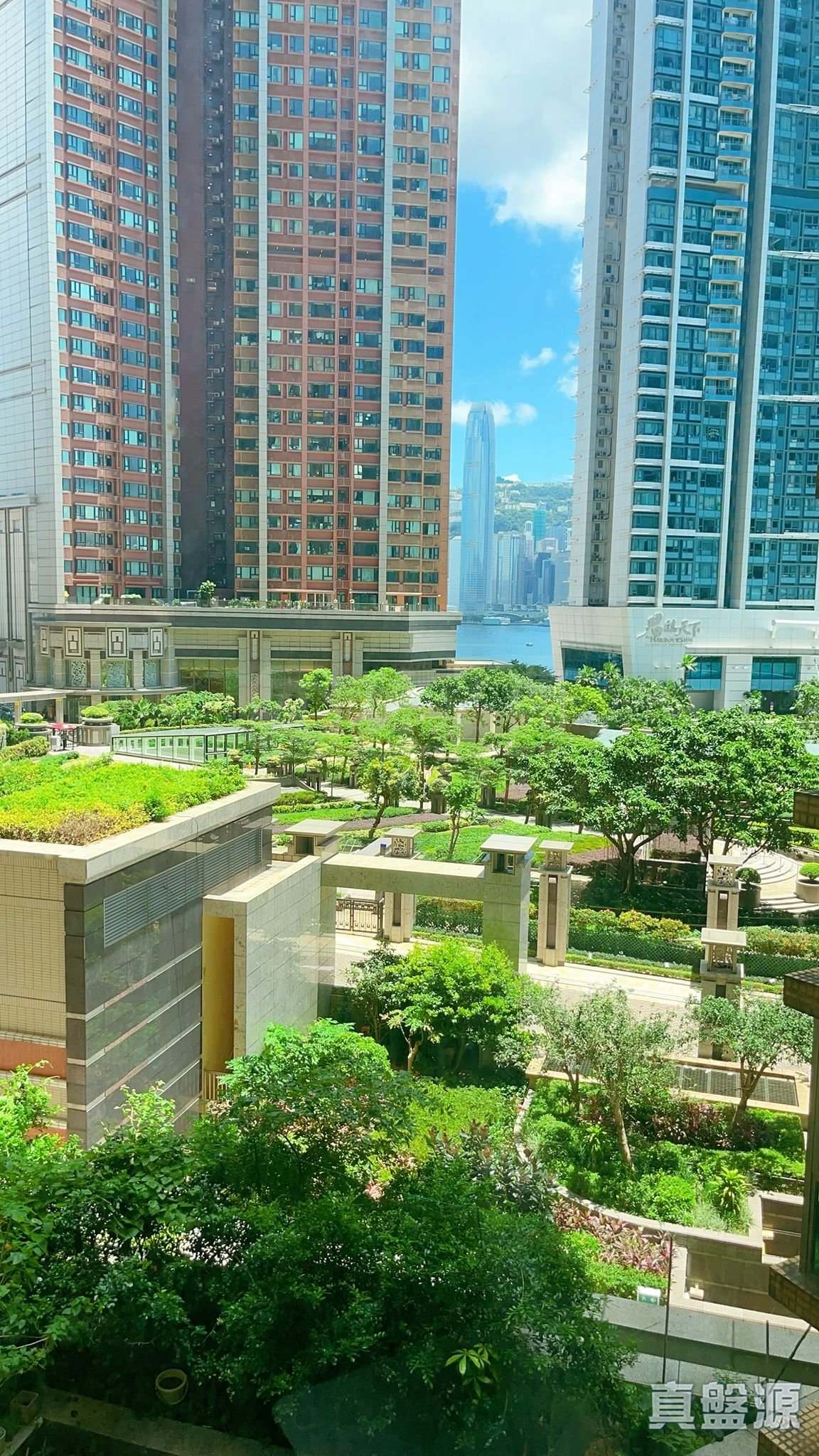 THE WATERFRONT PHASE 1 - Tower 1 Low Floor Zone Flat E Kowloon Station/Tsim Sha Tsui/Jordan