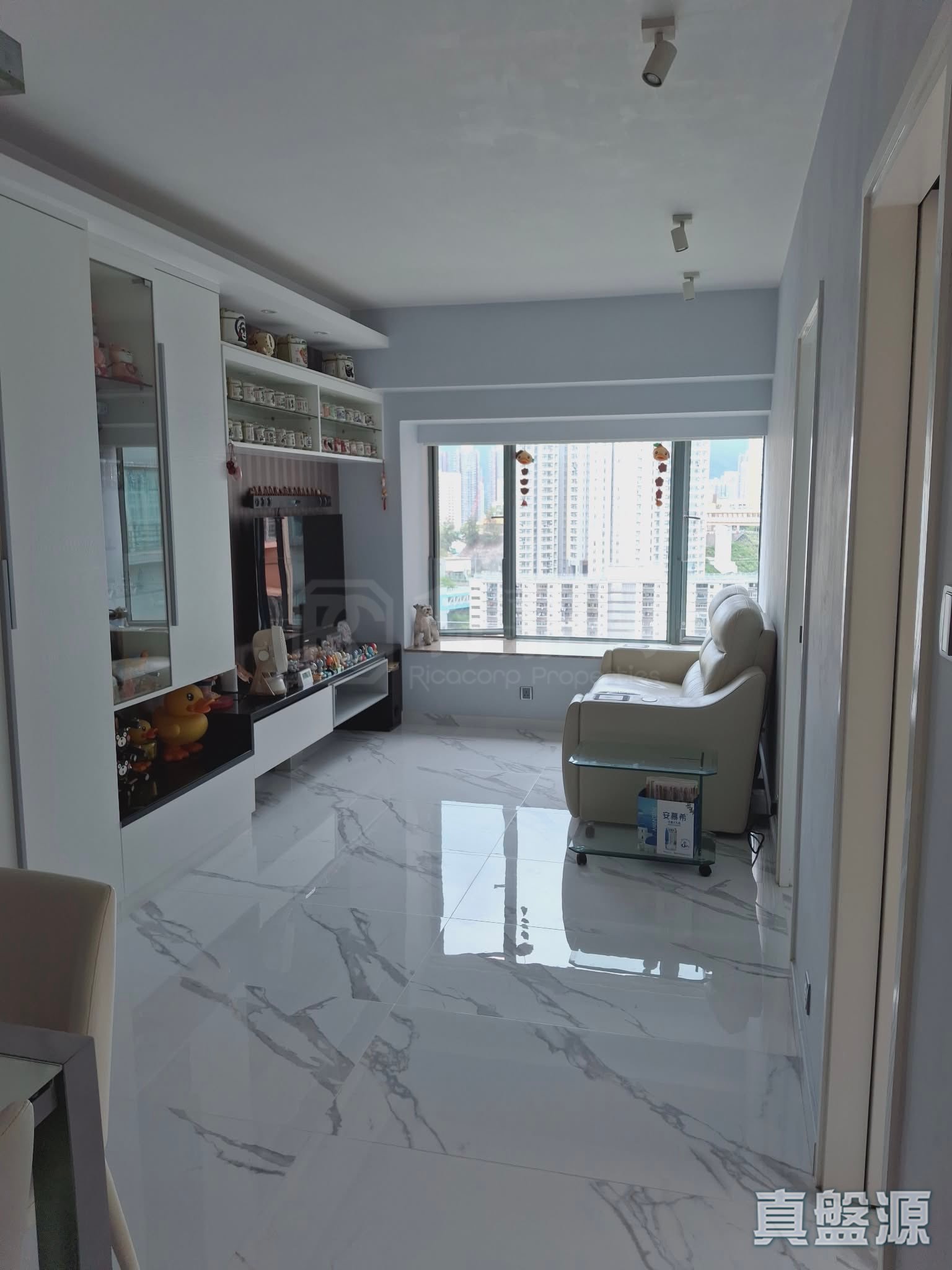 RAMBLER CREST TOWER 5 High Floor Zone Flat G Tsing Yi