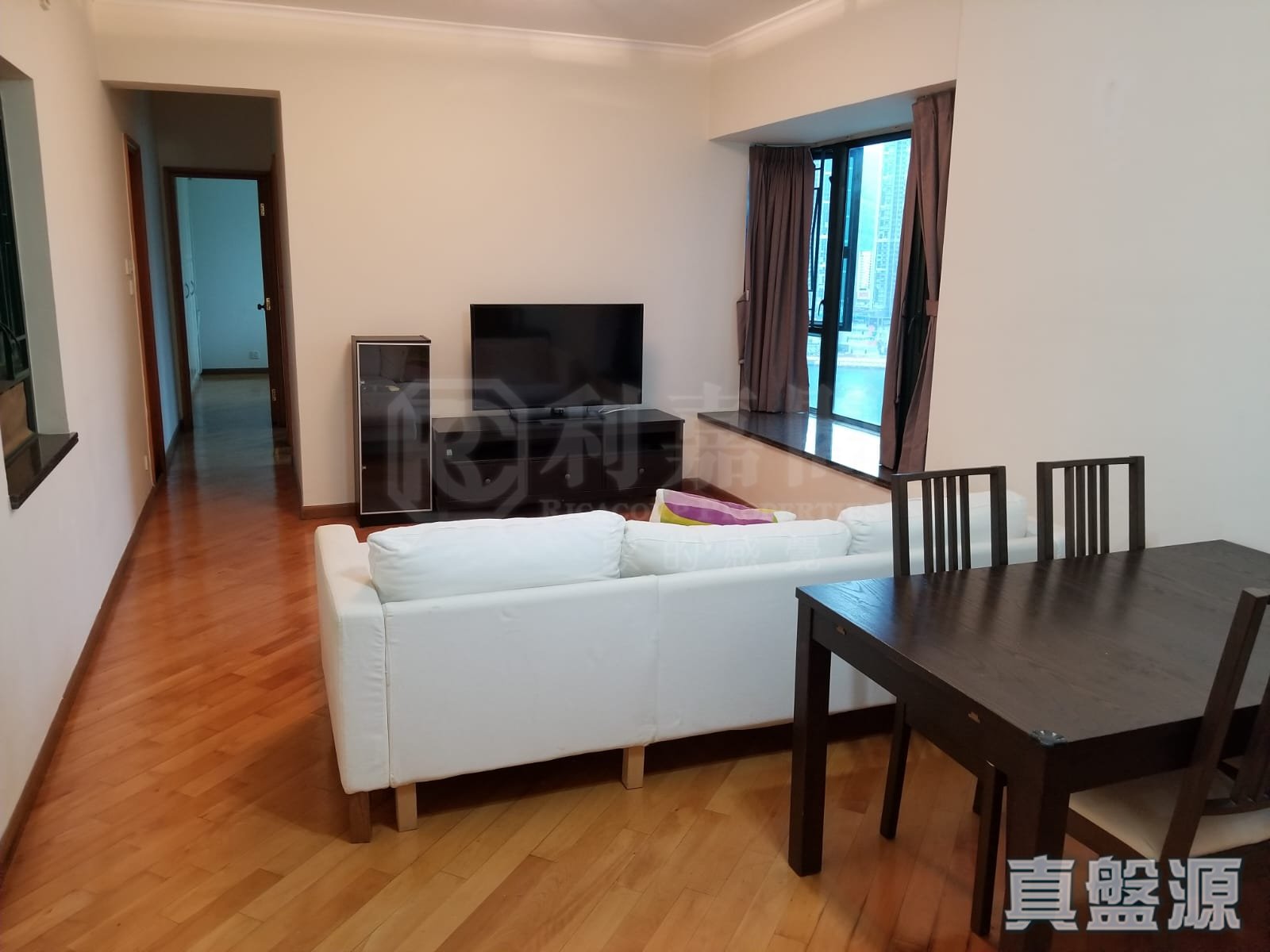 灏景湾 3期 8座 中层 A室 青衣