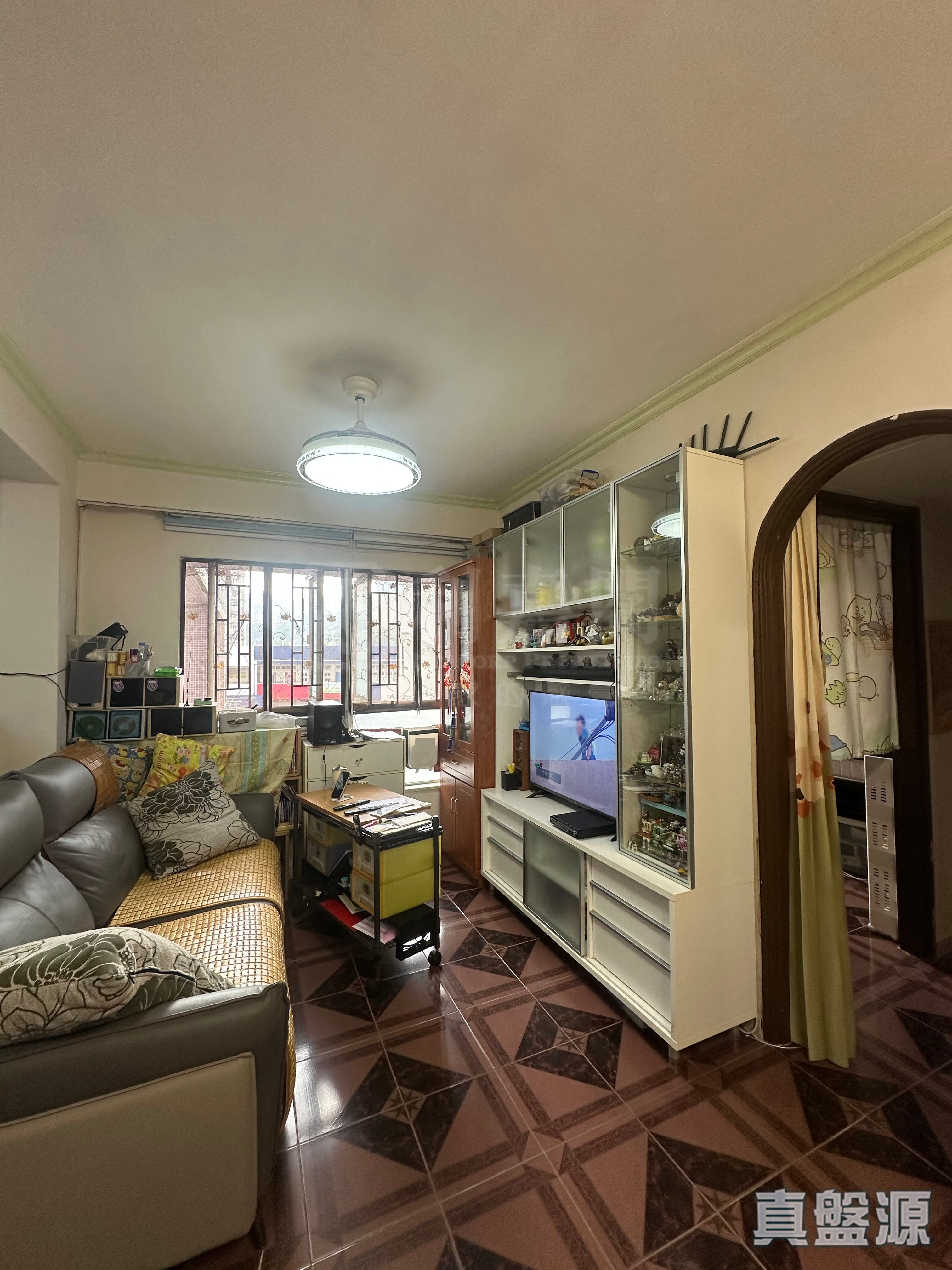 偉景花園 5座 C室 青衣