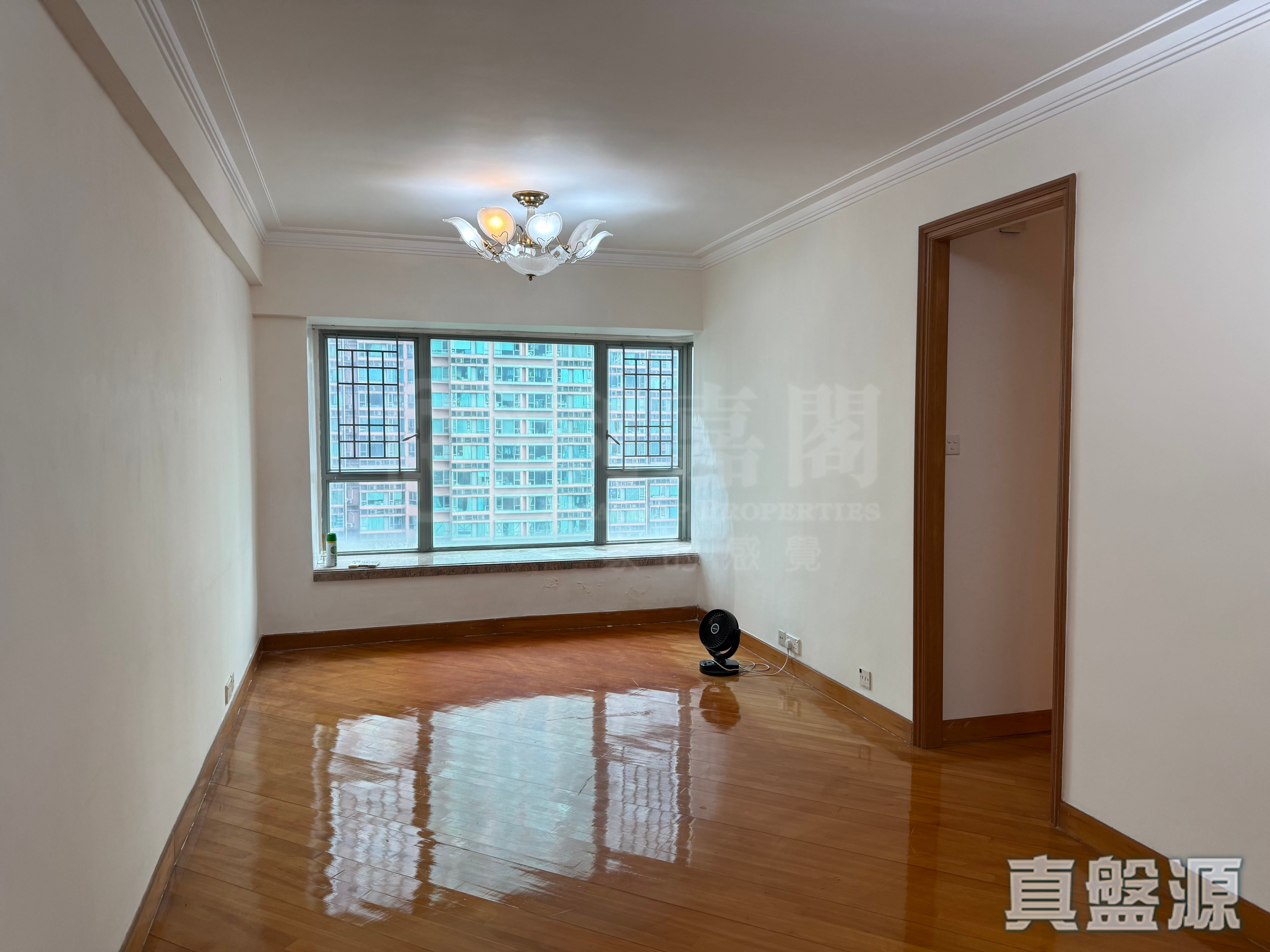 盈翠半岛 1期 6座 高层 D室 青衣