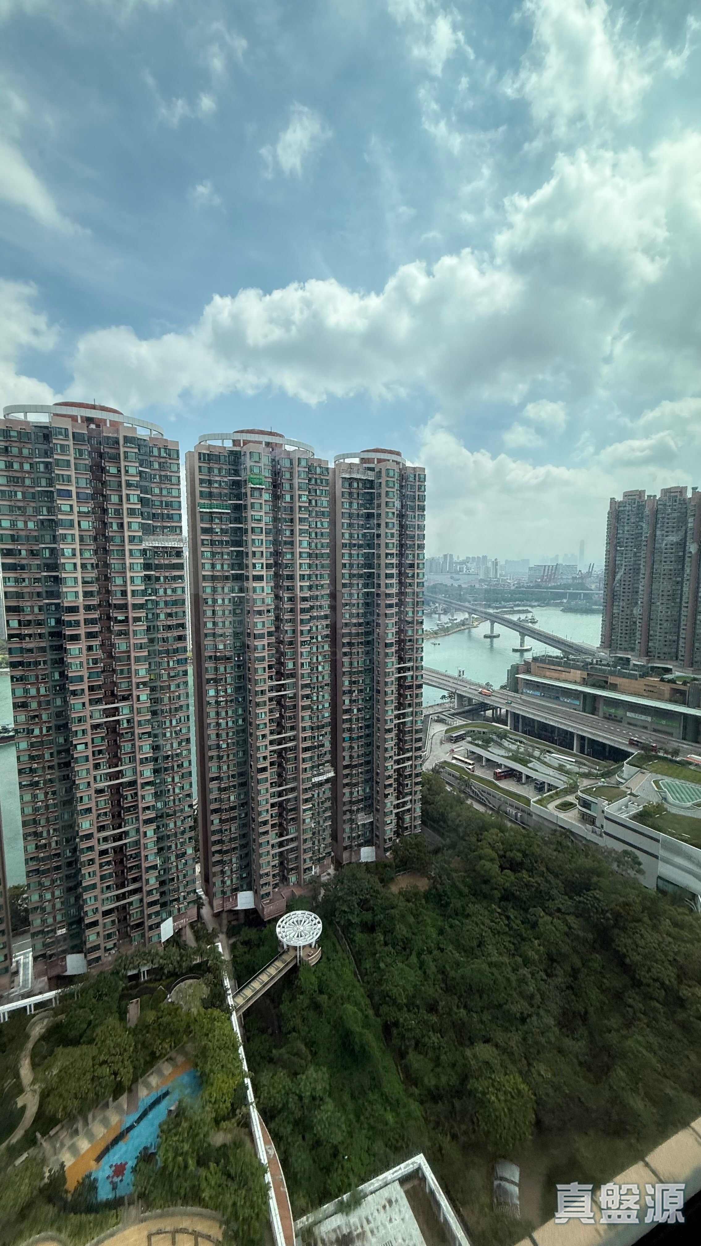 VILLA ESPLANADA PHASE 1 - Block 1 Very High Floor Zone Flat C Tsing Yi