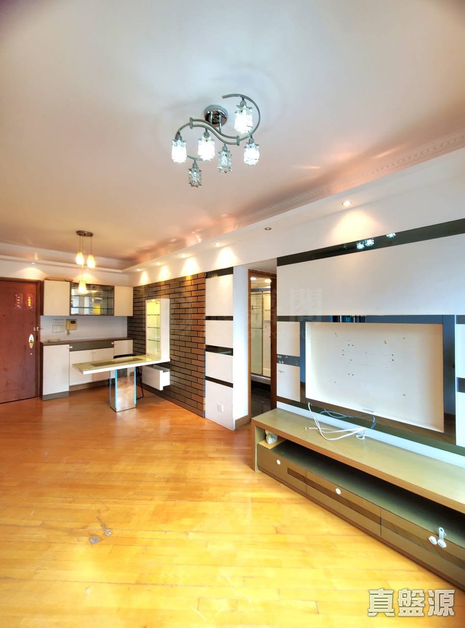 VILLA ESPLANADA PHASE 3 - Block 8 High Floor Zone Flat F Tsing Yi