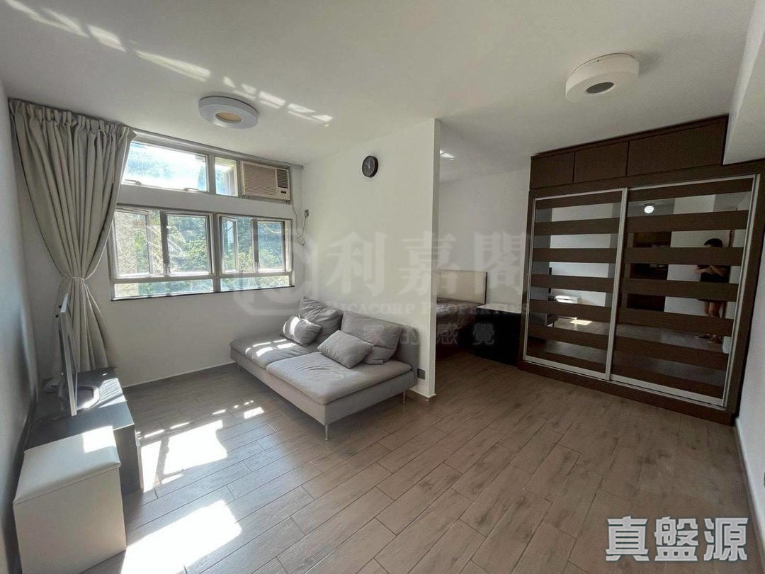 青華苑 華璇閣 (B座) 高層 13室 青衣