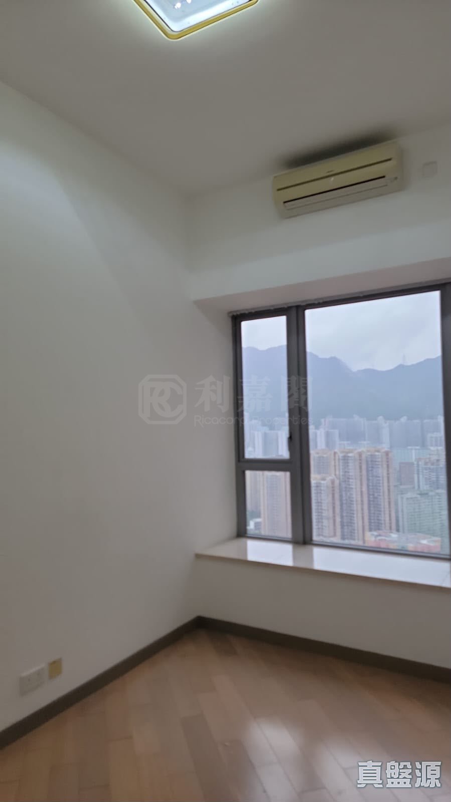THE LATITUDE TOWER 2A Very High Floor Zone Flat B To Kwa Wan/Kowloon City/Kai Tak/San Po Kong