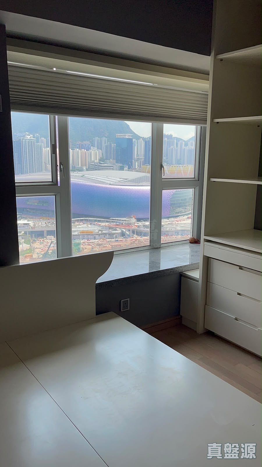 GRAND WATERFRONT TOWER 1 Medium Floor Zone Flat B To Kwa Wan/Kowloon City/Kai Tak/San Po Kong