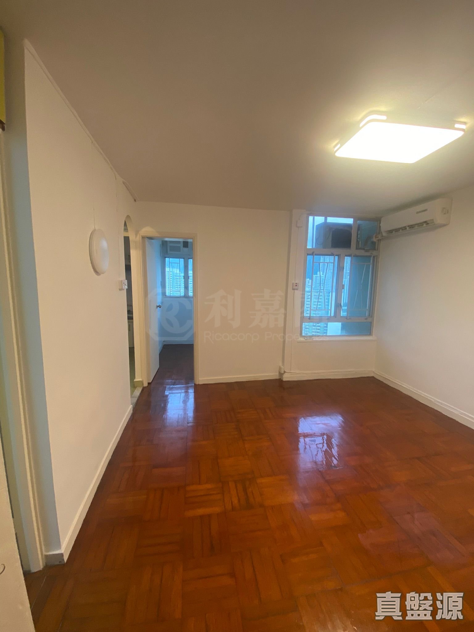 美城苑 逸城阁 (B座) 高层 18室 大围