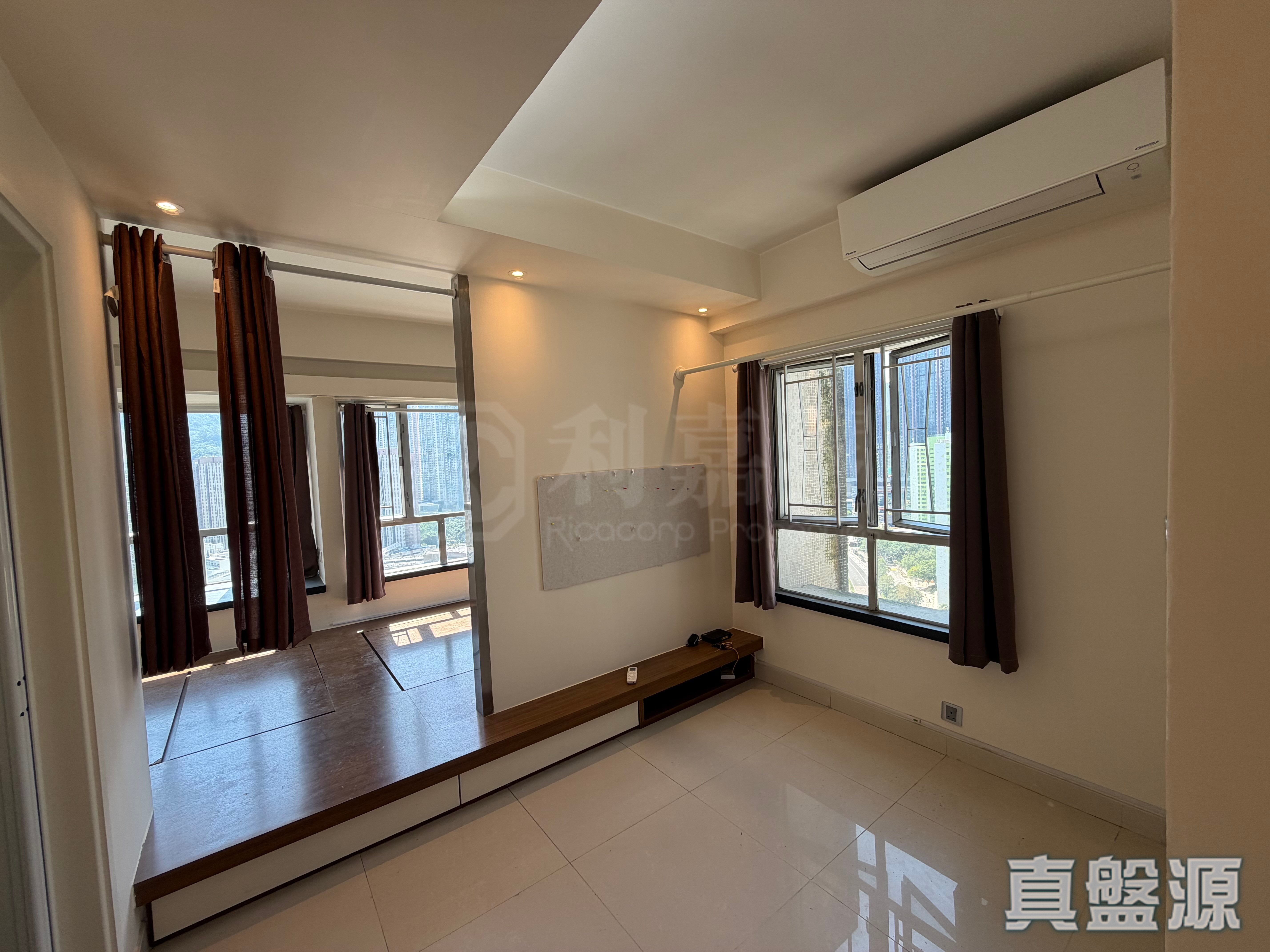GOLDEN LION GARDEN PHASE 2 - Golden Fullness Court (block F) High Floor Zone Flat 2 Tai Wai