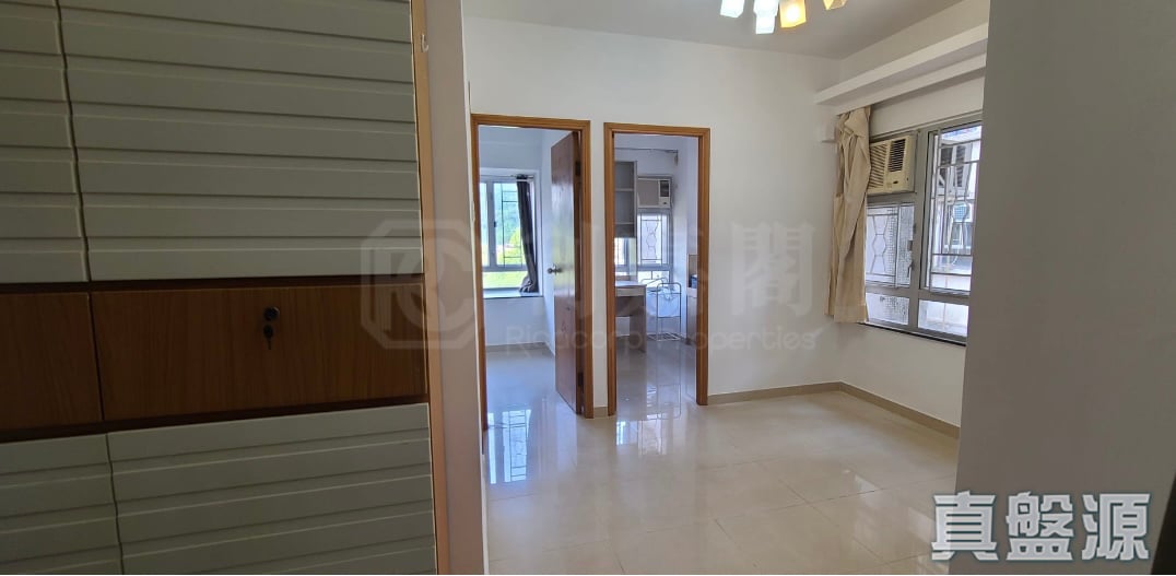 GOLDEN LION GARDEN PHASE 2 - Golden Fullness Court (block F) Low Floor Zone Flat 6 Tai Wai