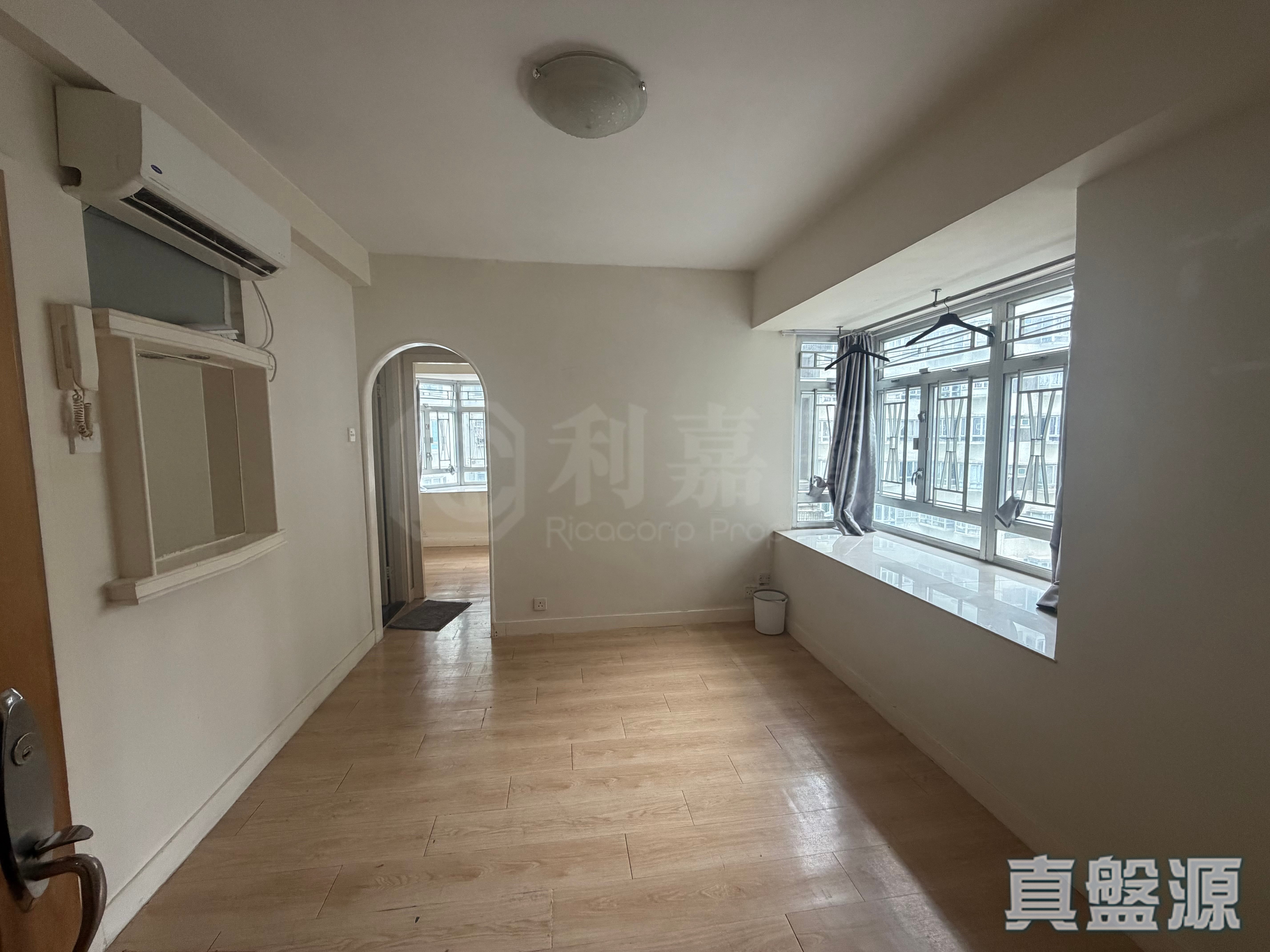 金禧花园 1座 高层 E室 大围